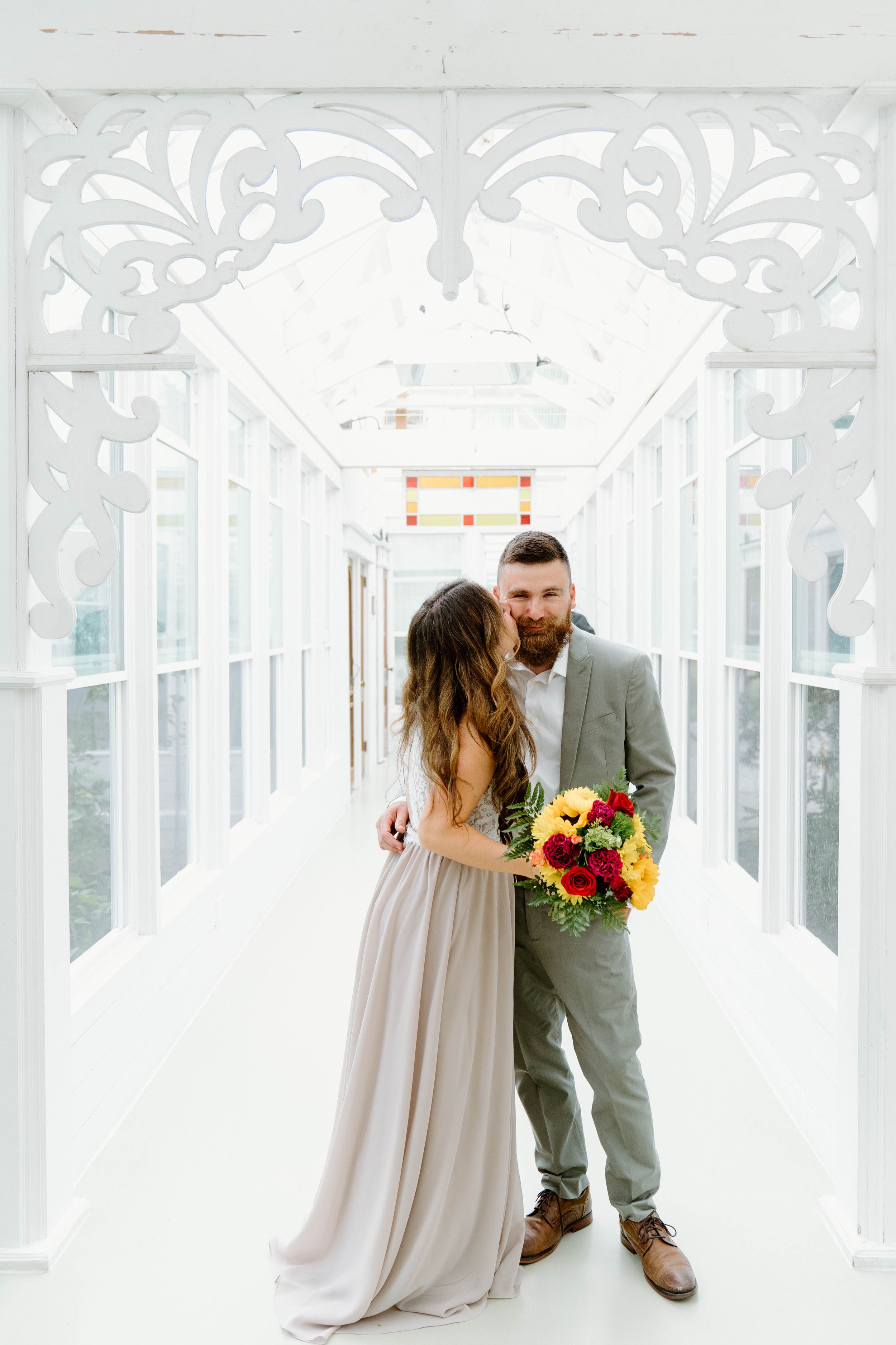 leanna-travis-elopement-iris-aisle-winterset-iowa-raelyn-ramey-photography-140.jpg