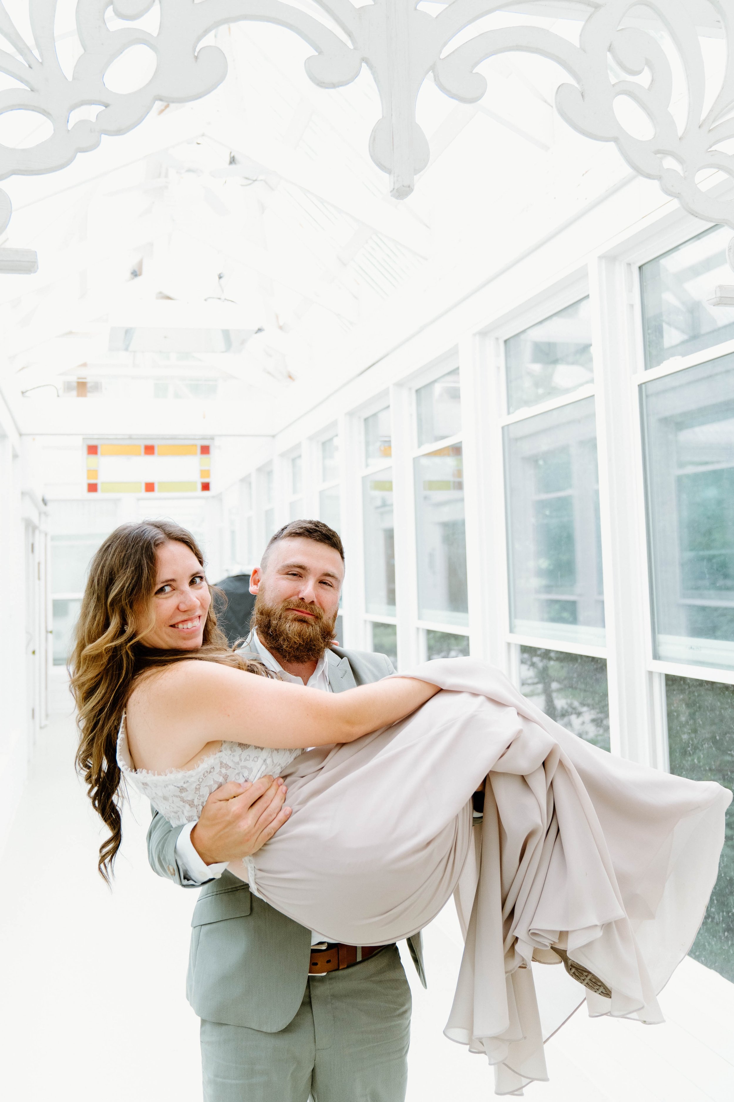 leanna-travis-elopement-iris-aisle-winterset-iowa-raelyn-ramey-photography-141.jpg