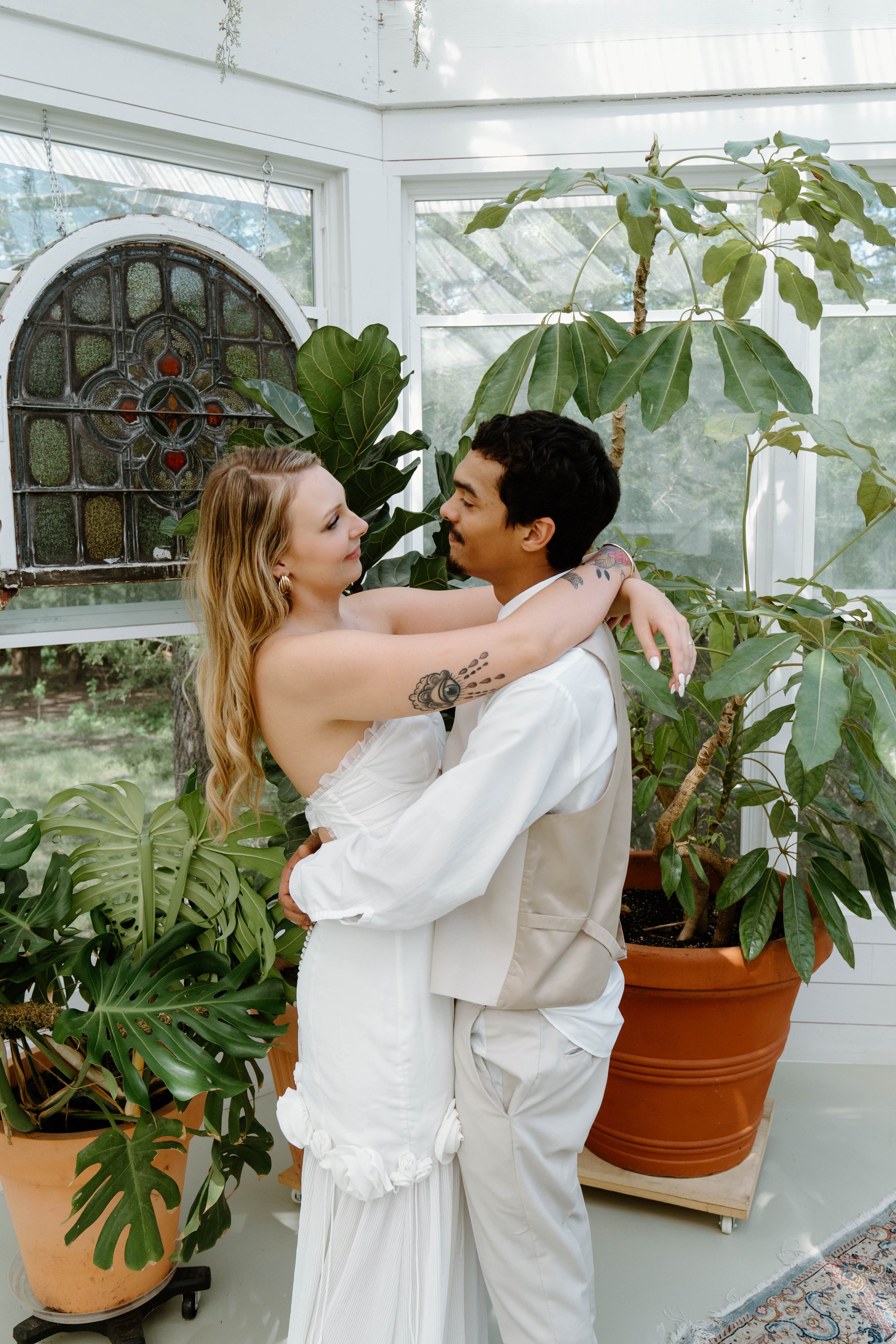 shelby-jordan-elopement-iris-aisle-winterset-iowa-raelyn-ramey-photography-176.jpg