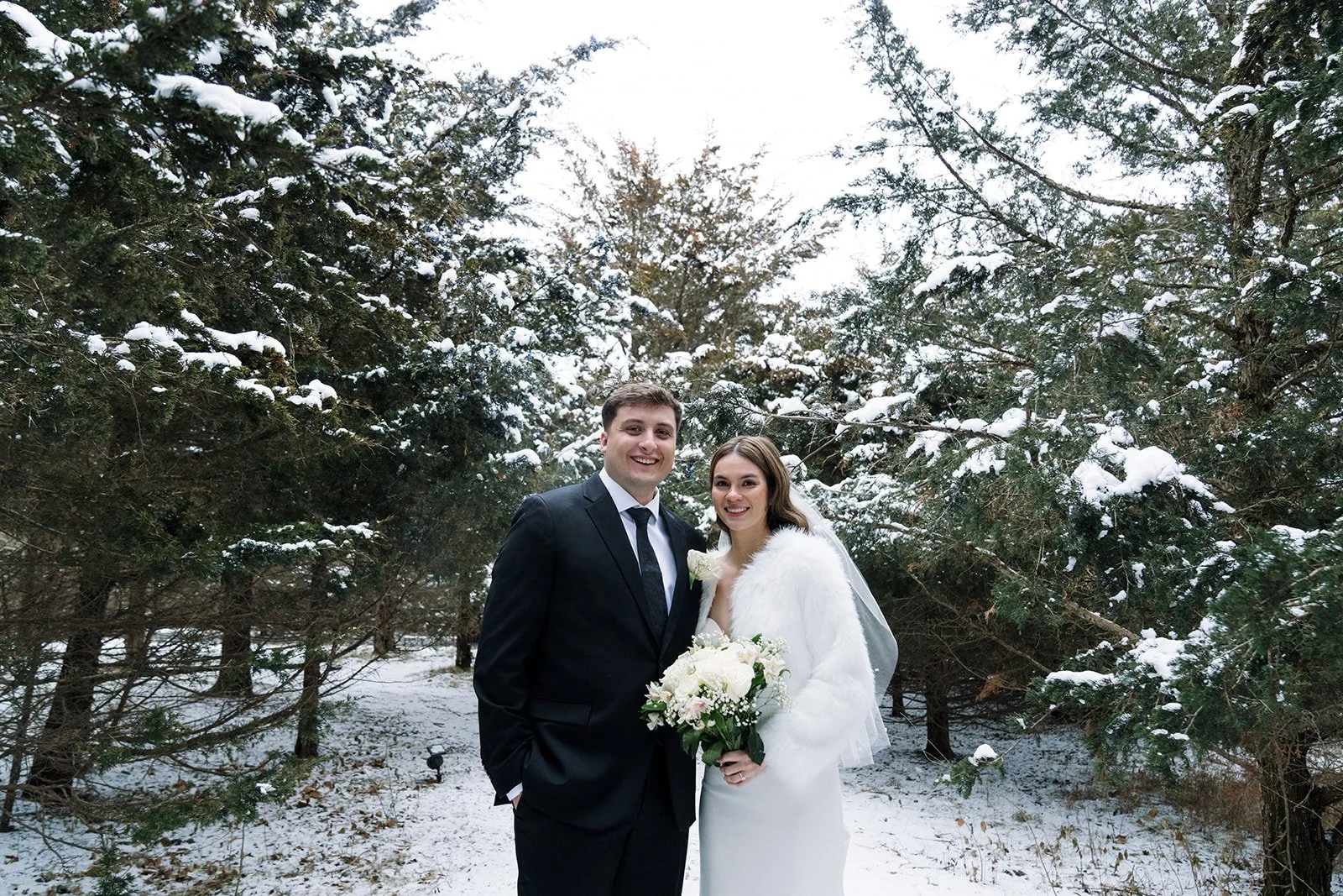 alyssaleicht-maya-wade-iris-aisle-elopement-2025-01-04-02301.jpg