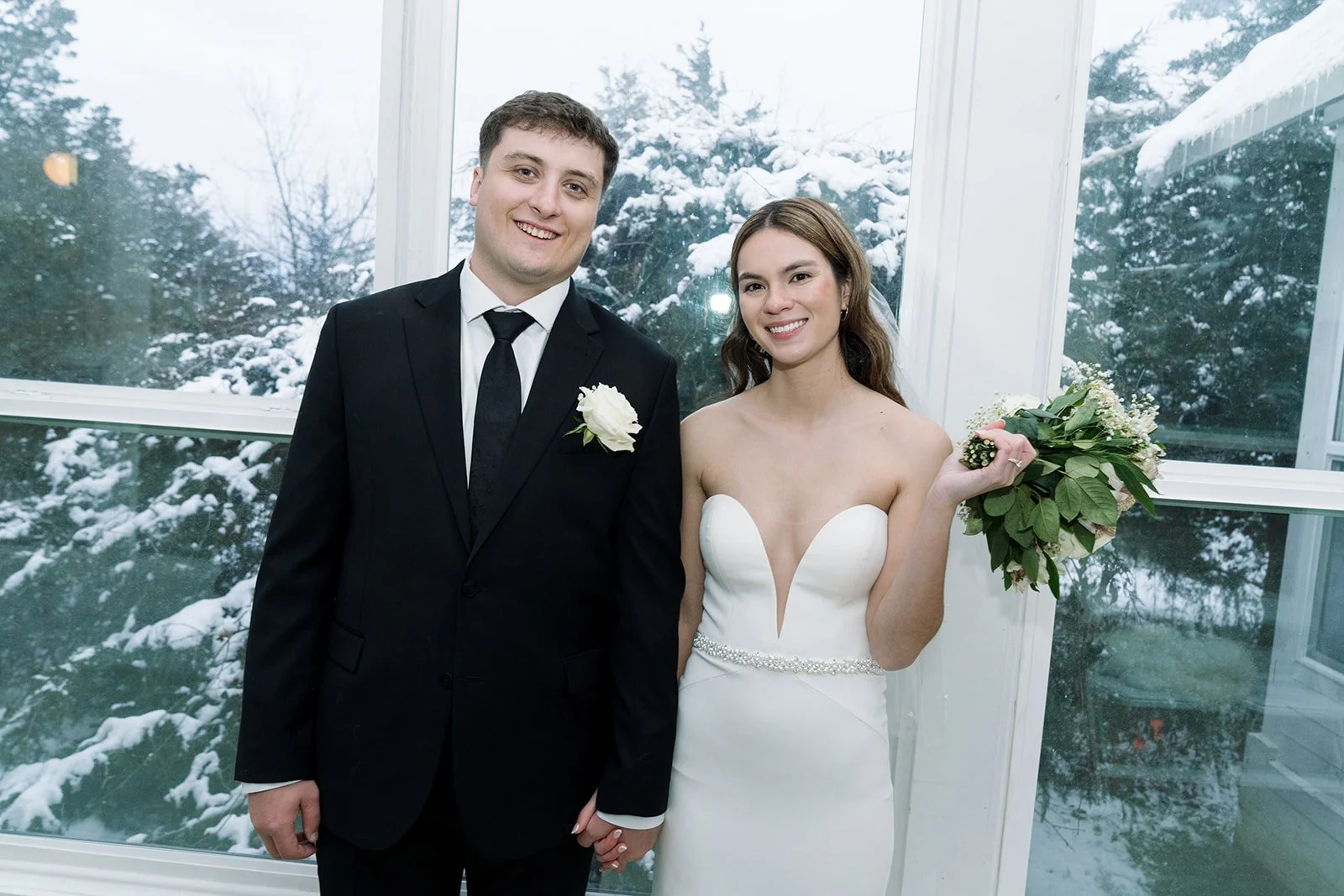 alyssaleicht-maya-wade-iris-aisle-elopement-2025-01-04-02564.jpg