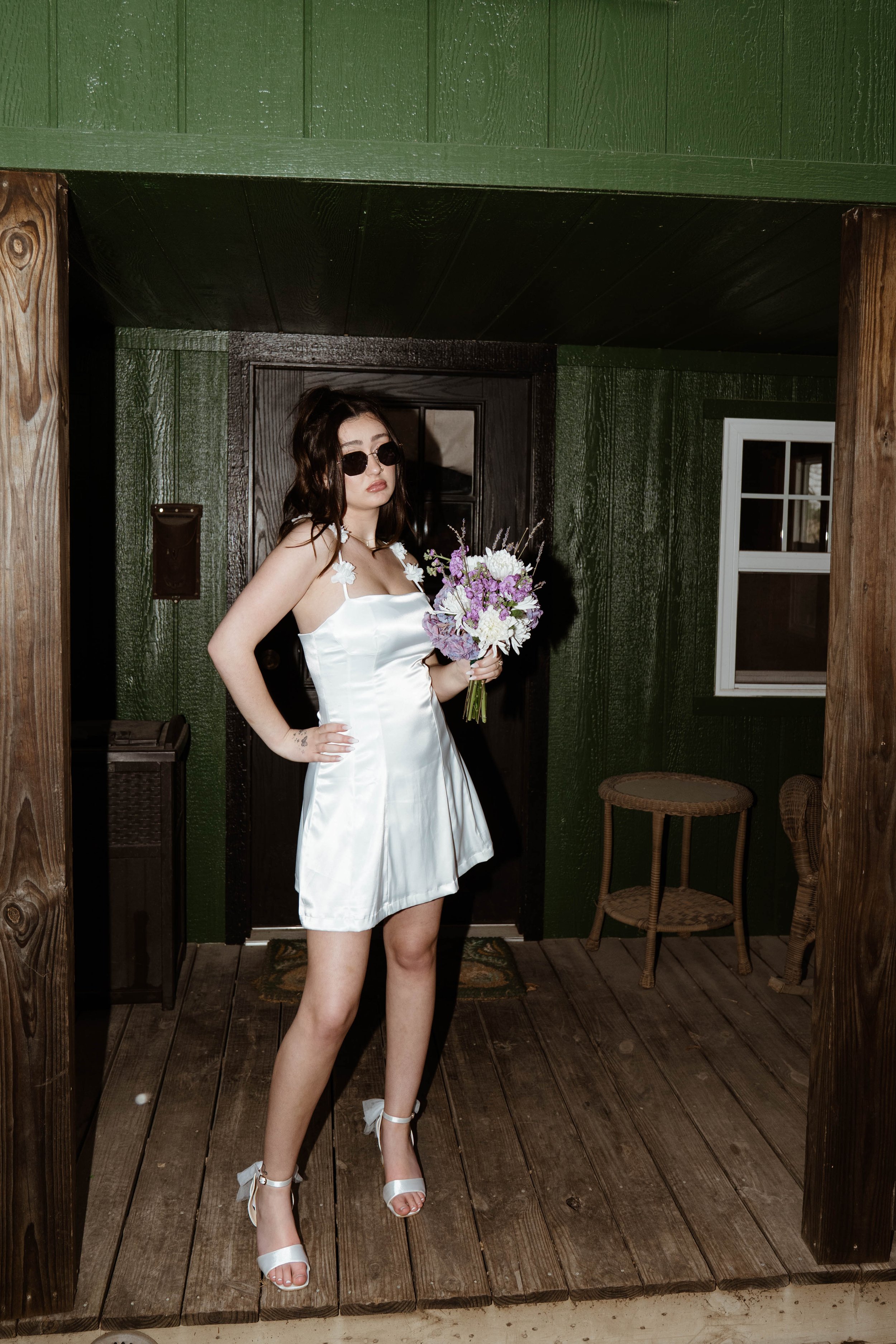 nikki-mager-elopement-iris-aisle-winterset-iowa-raelyn-ramey-photography-276.jpg