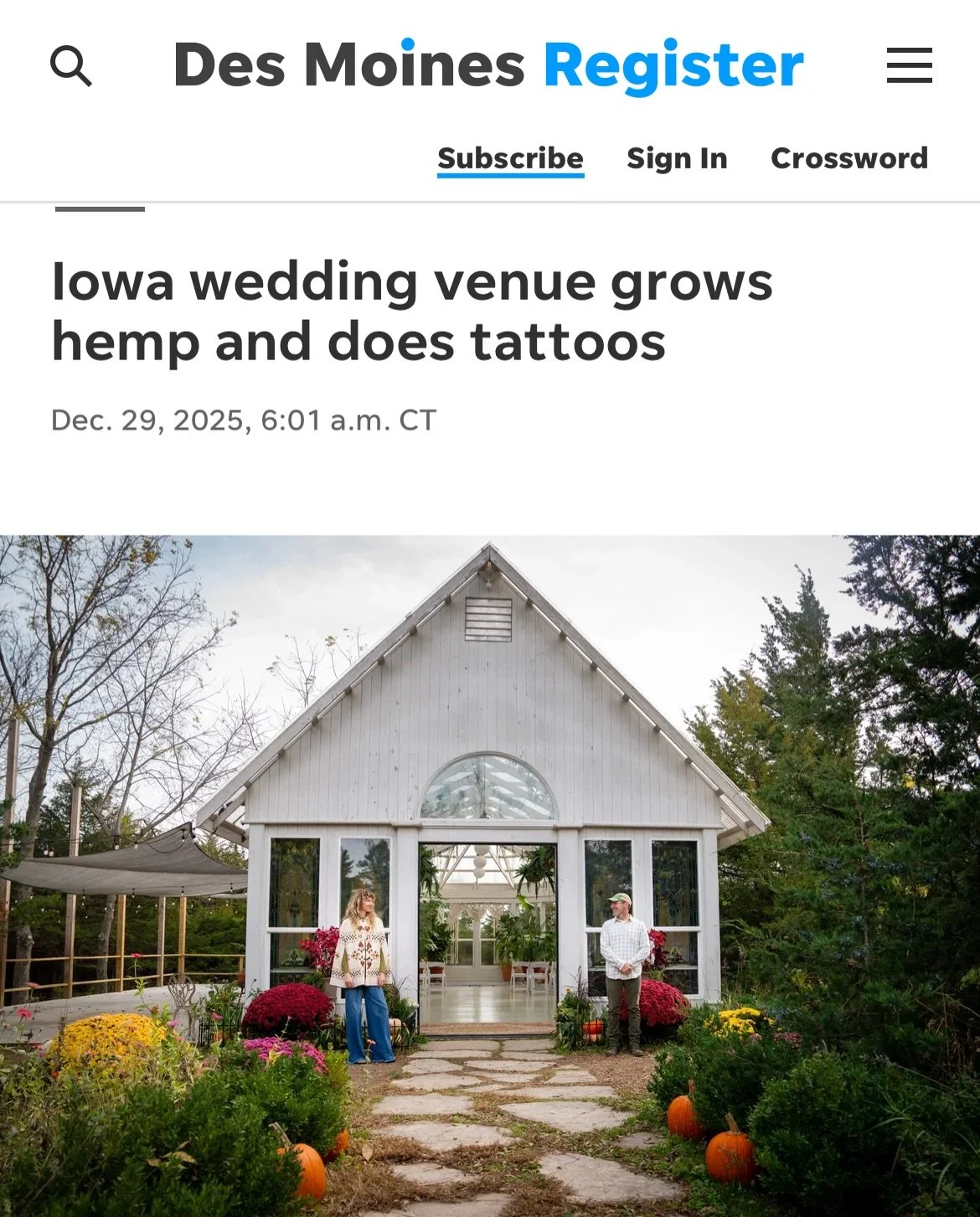 Woke up Monday morning with so many sweet and thoughtful messages from you - sending us congratulations on our story with The Des Moines Register 🥰 what a way to end the year and start our week. They truly wrote up such a beautiful piece and the sur
