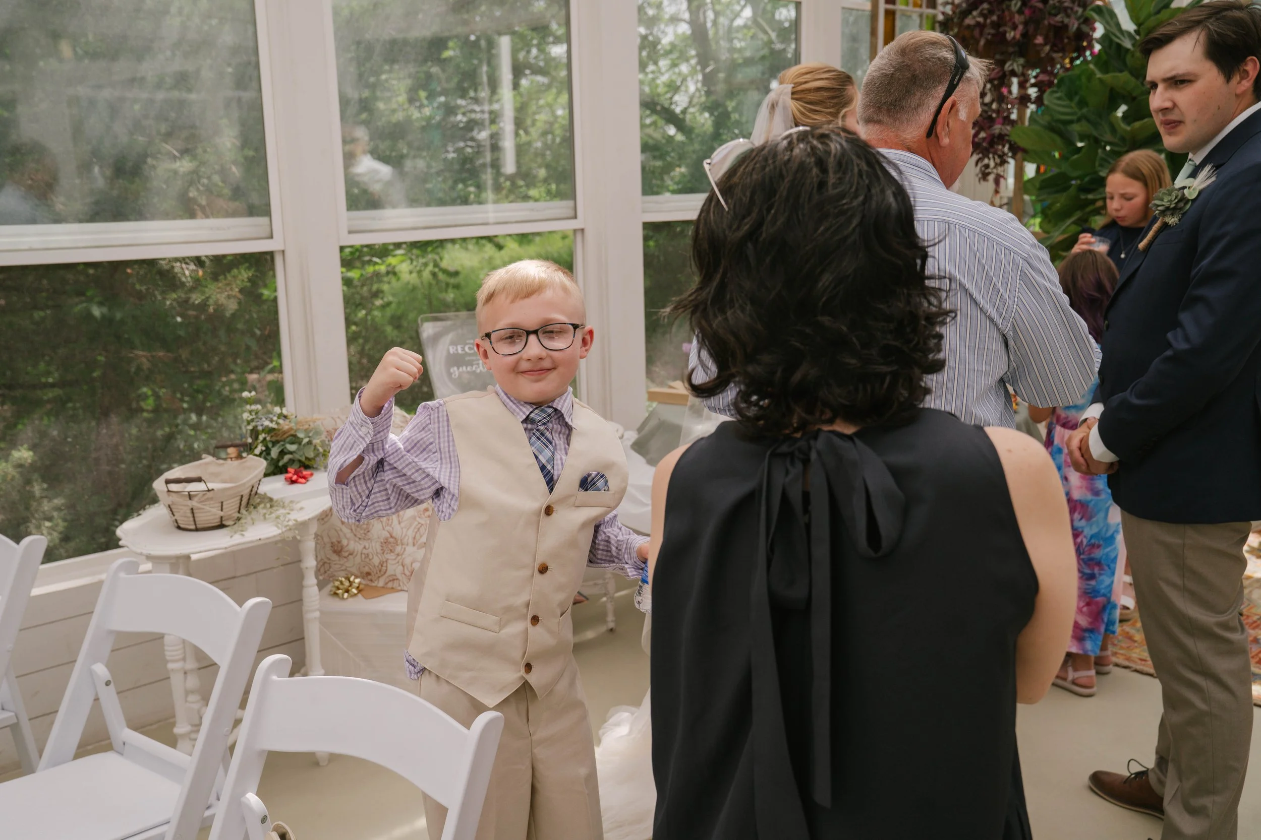 kylee-connor-micro-wedding-iris-aisle-winterset-iowa-raelyn-ramey-photography-160.jpg