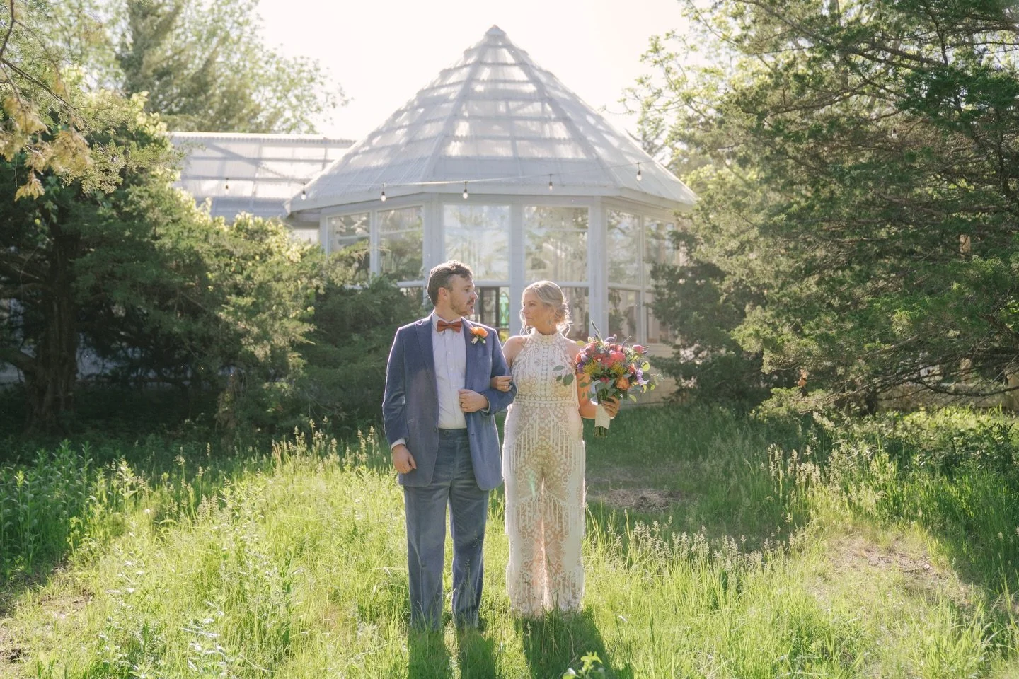 Working on getting this wedding up on the blog next! Repeat after me : Wedding jumpsuits are always a YES. And more fringe the better 😘

Photography:@raelynramey 
Jumpsuit: @dameandmaiden 
Venue: @irisaisle