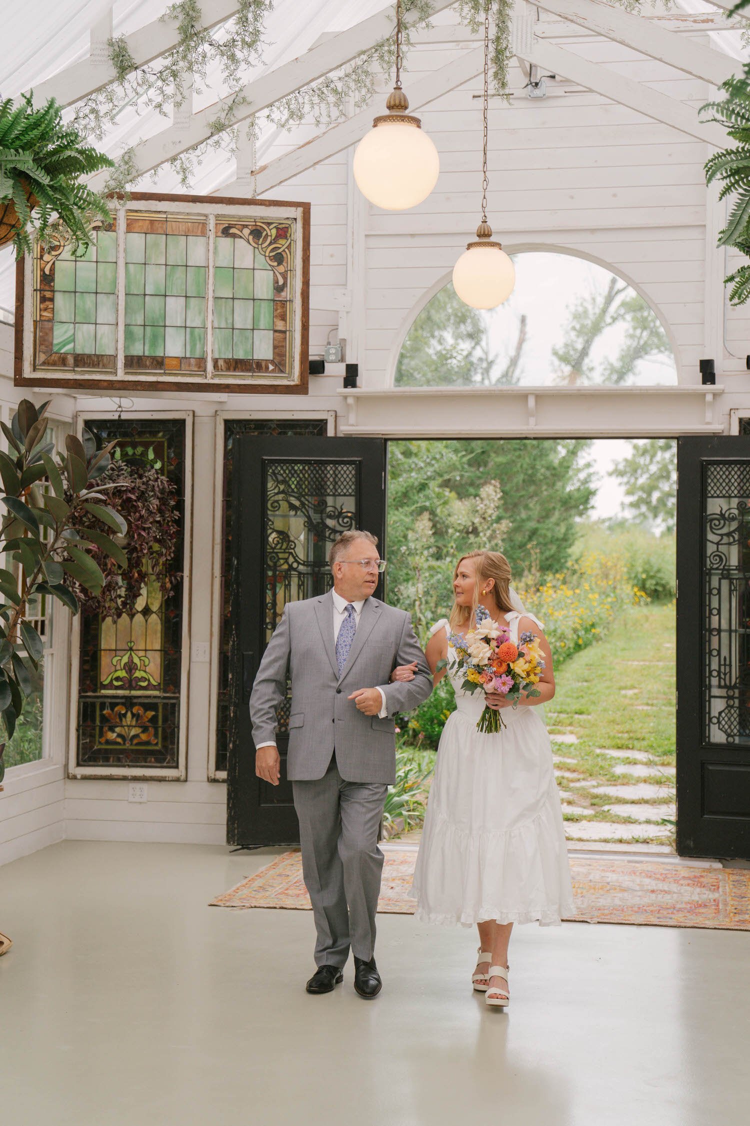 emily-simon-elopement-iris-aisle-winterset-iowa-raelyn-ramey-photography-52.jpg