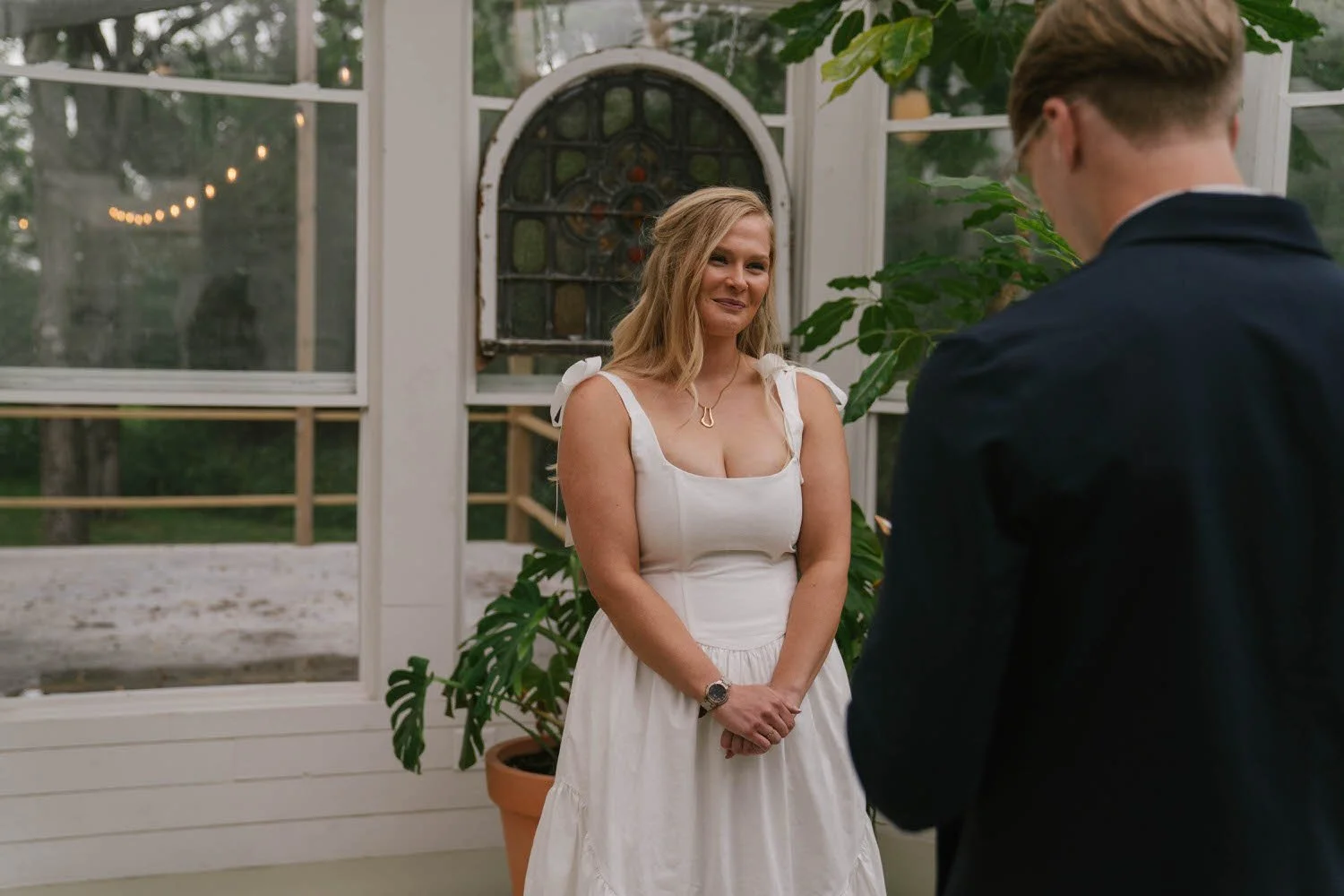 emily-simon-elopement-iris-aisle-winterset-iowa-raelyn-ramey-photography-87.jpg
