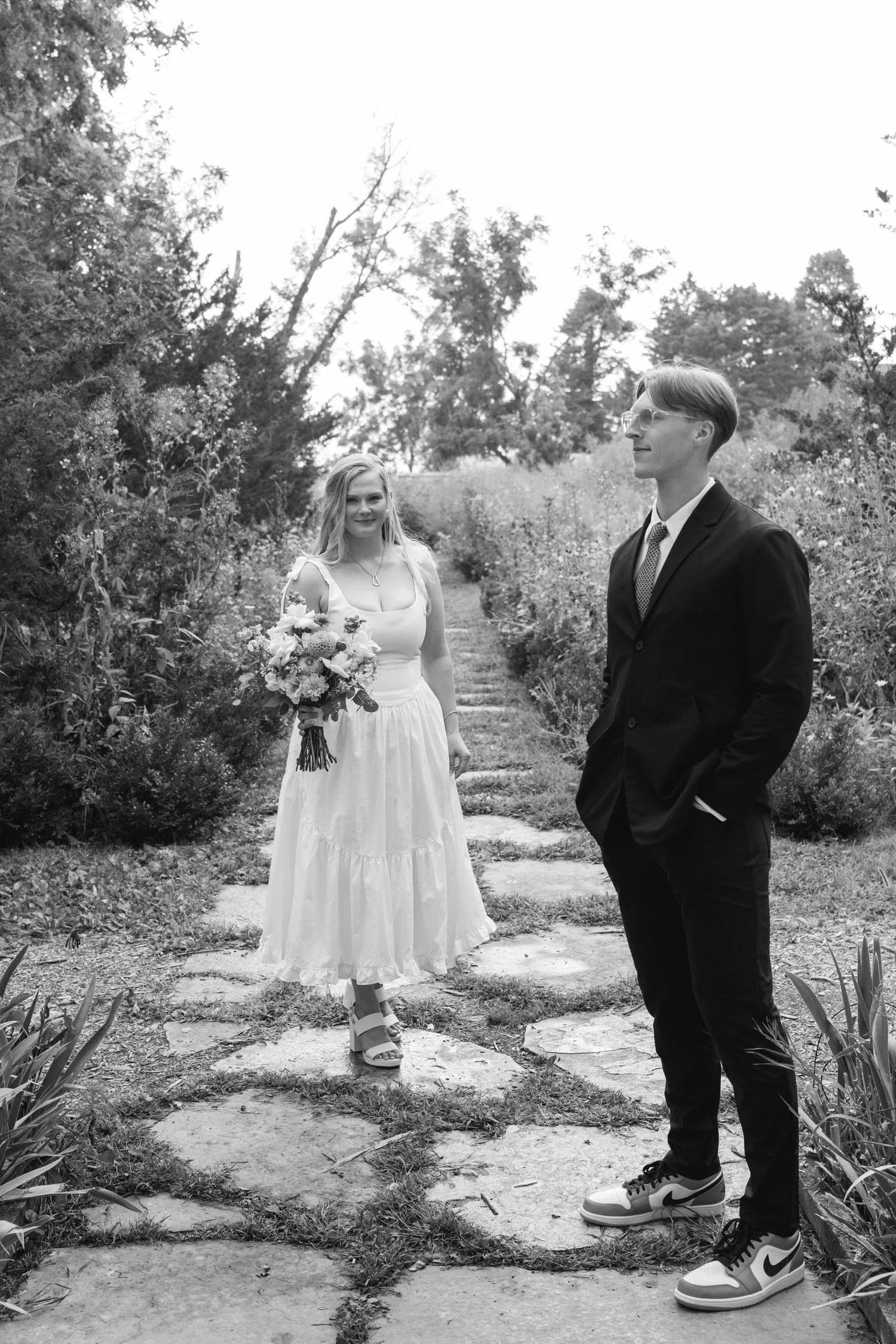 emily-simon-elopement-iris-aisle-winterset-iowa-raelyn-ramey-photography-220.jpg