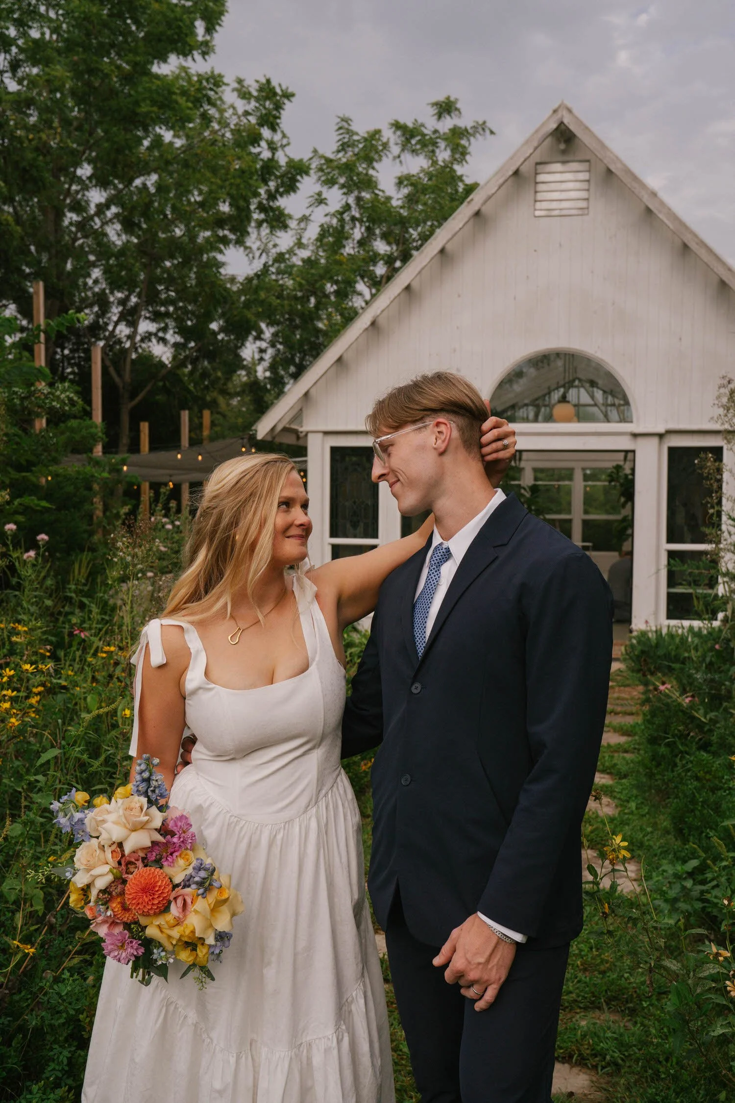 emily-simon-elopement-iris-aisle-winterset-iowa-raelyn-ramey-photography-244.jpg