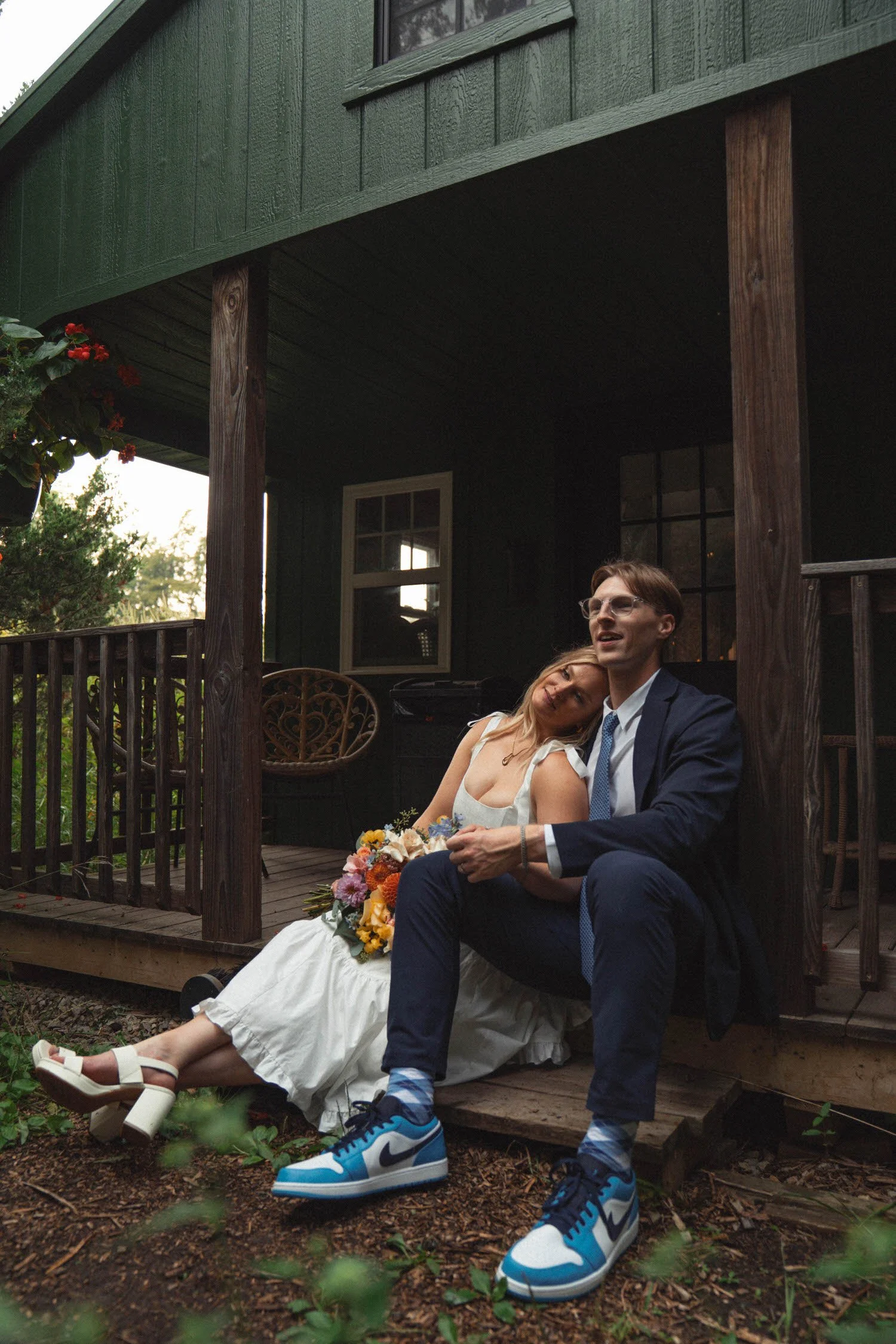 emily-simon-elopement-iris-aisle-winterset-iowa-raelyn-ramey-photography-266.jpg