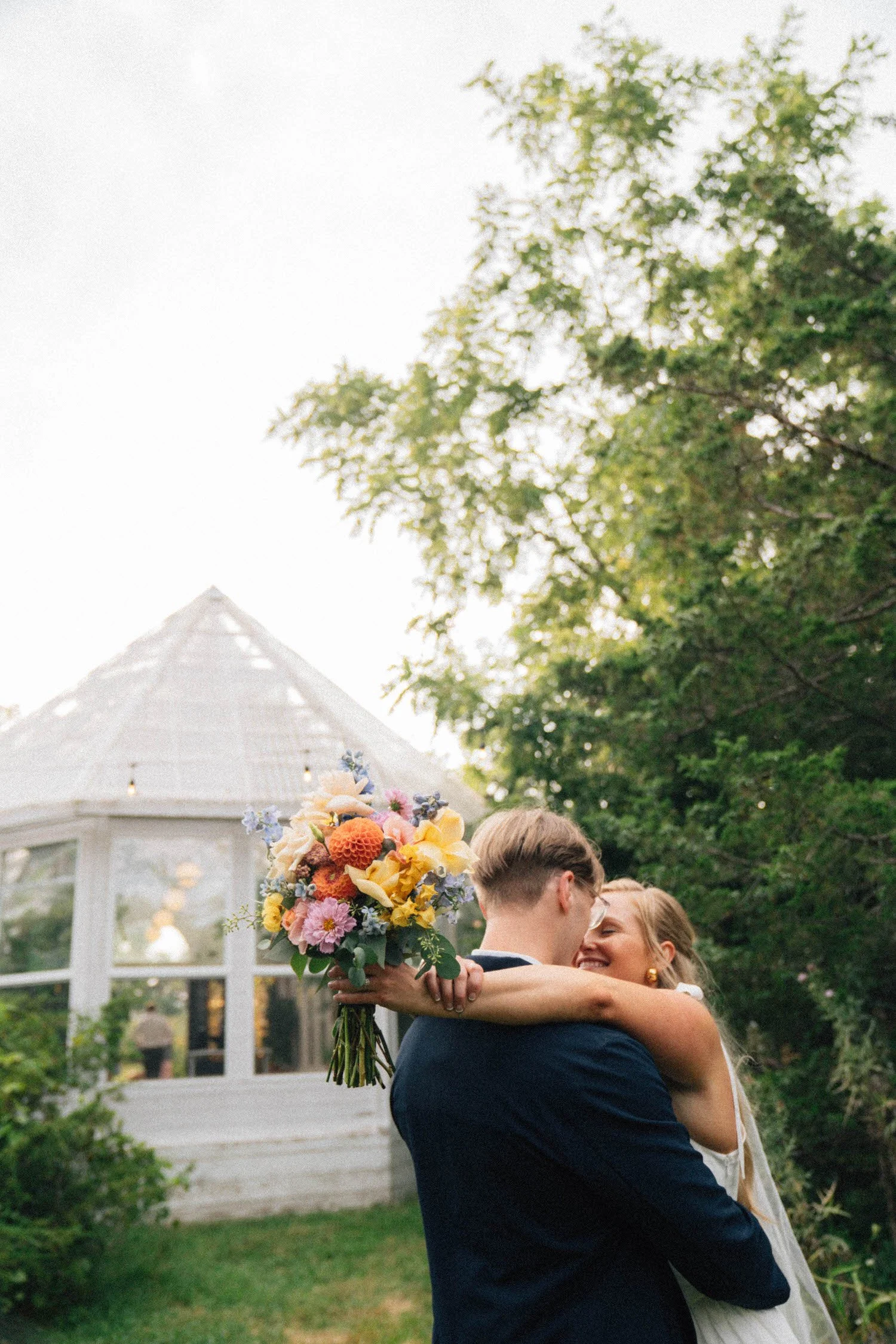 emily-simon-elopement-iris-aisle-winterset-iowa-raelyn-ramey-photography-282.jpg