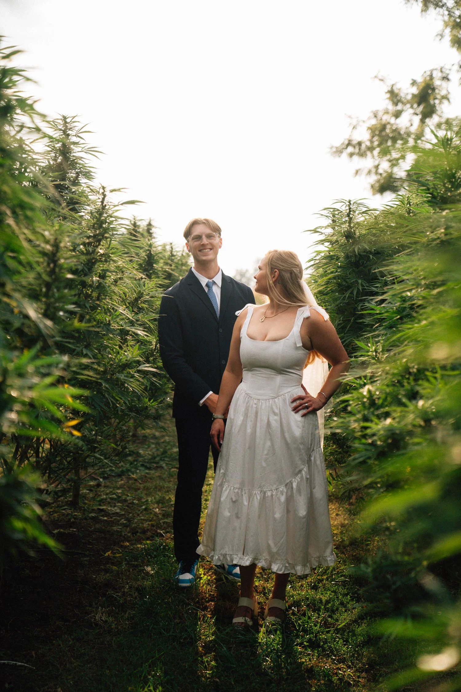 emily-simon-elopement-iris-aisle-winterset-iowa-raelyn-ramey-photography-296.jpg