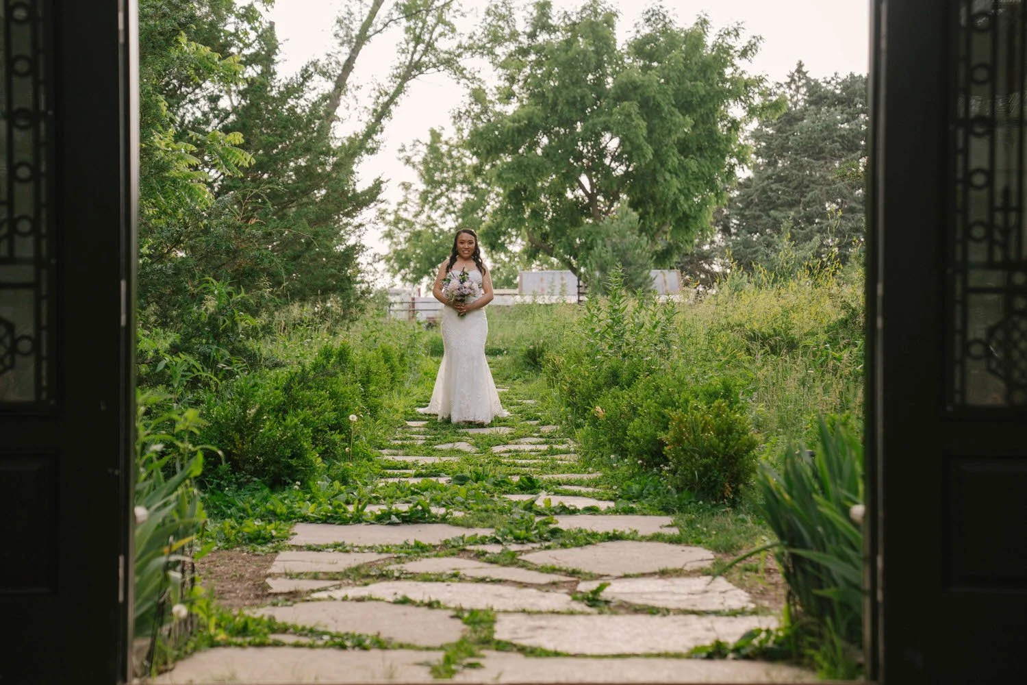 dohna-michael-elopement-iris-aisle-winterset-iowa-raelyn-ramey-photography-32.jpg