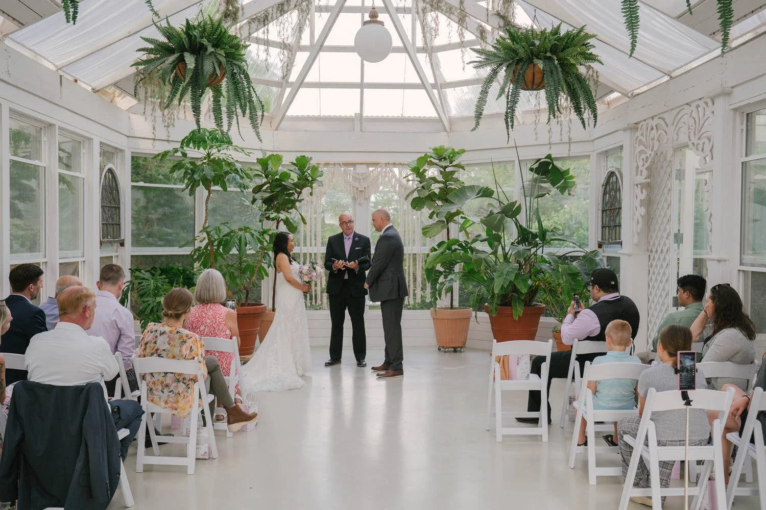 dohna-michael-elopement-iris-aisle-winterset-iowa-raelyn-ramey-photography-41.jpg