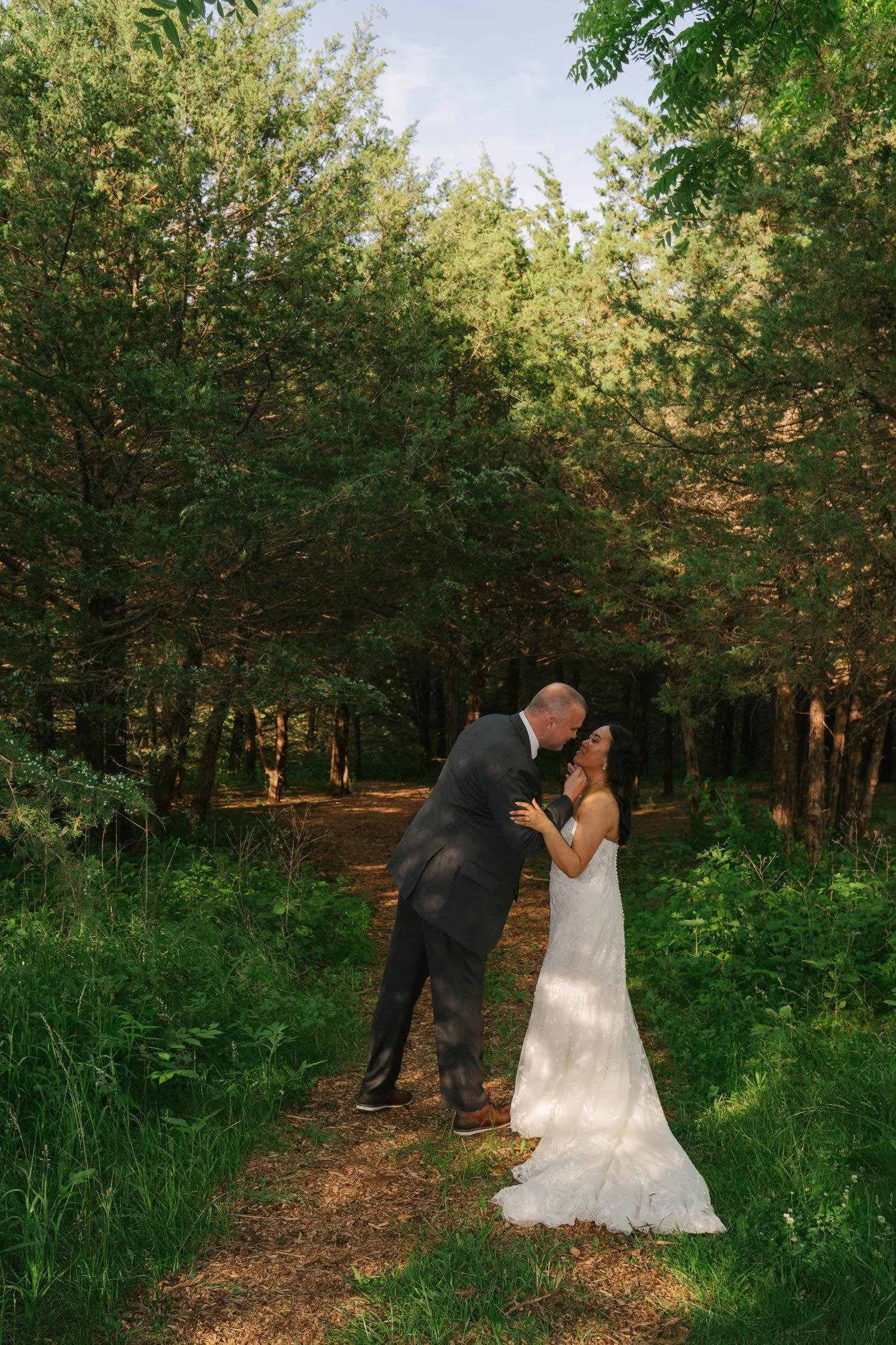 dohna-michael-elopement-iris-aisle-winterset-iowa-raelyn-ramey-photography-137.jpg