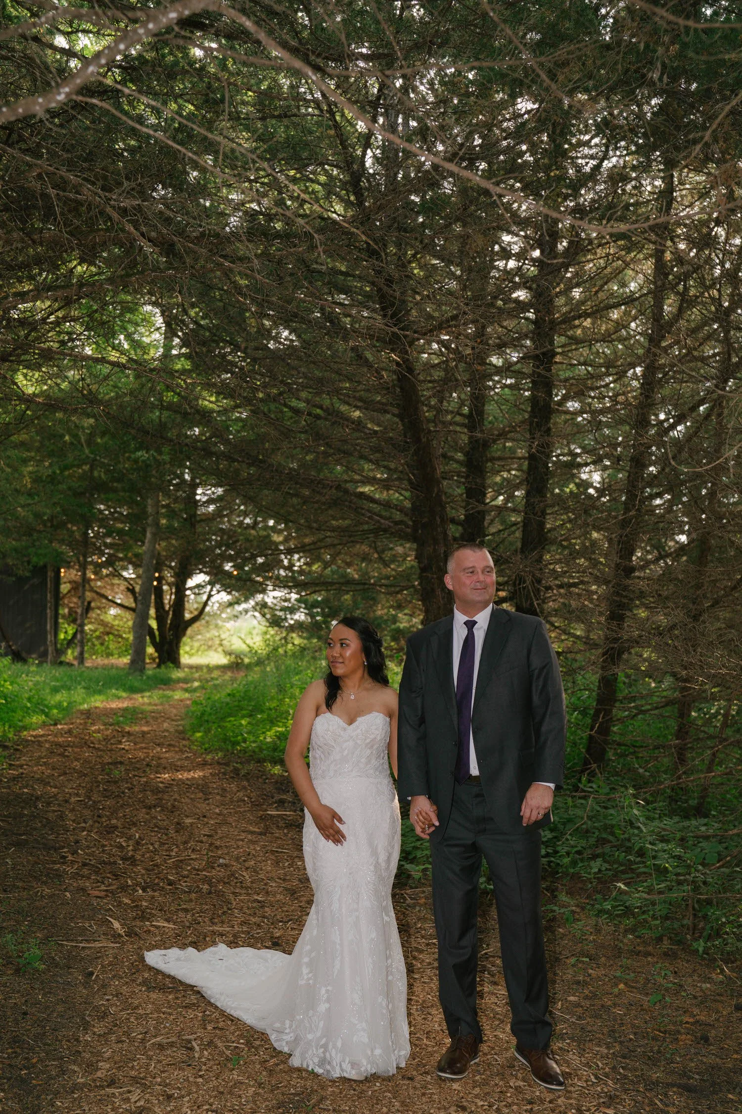 dohna-michael-elopement-iris-aisle-winterset-iowa-raelyn-ramey-photography-139.jpg