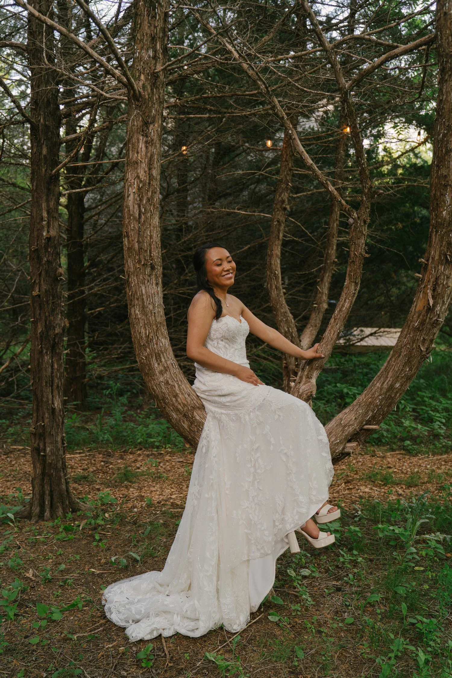 dohna-michael-elopement-iris-aisle-winterset-iowa-raelyn-ramey-photography-145.jpg