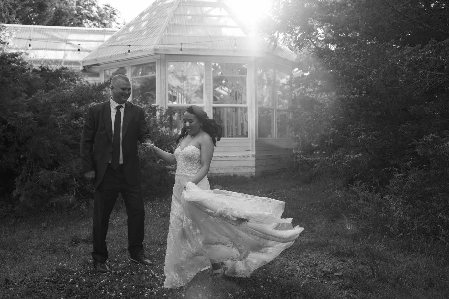 dohna-michael-elopement-iris-aisle-winterset-iowa-raelyn-ramey-photography-154.jpg