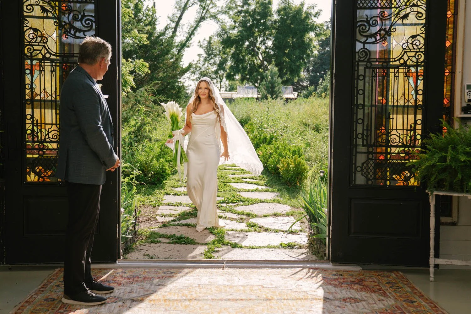 madison-spencer-elopement-iris-aisle-winterset-iowa-raelyn-ramey-photography-47.jpg