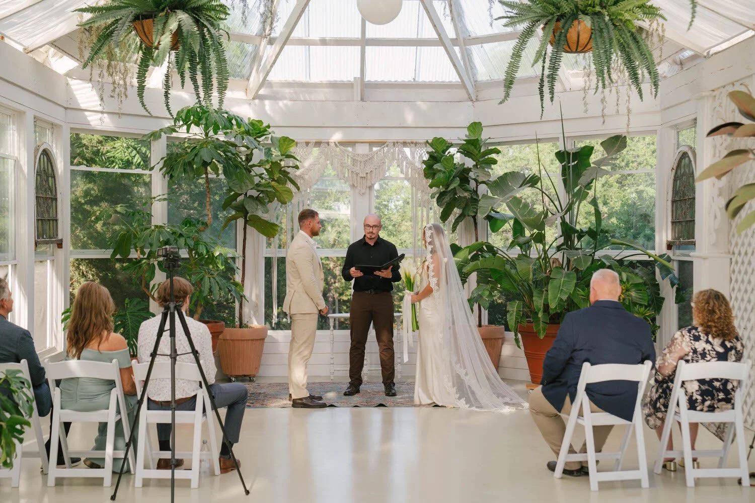 madison-spencer-elopement-iris-aisle-winterset-iowa-raelyn-ramey-photography-69.jpg