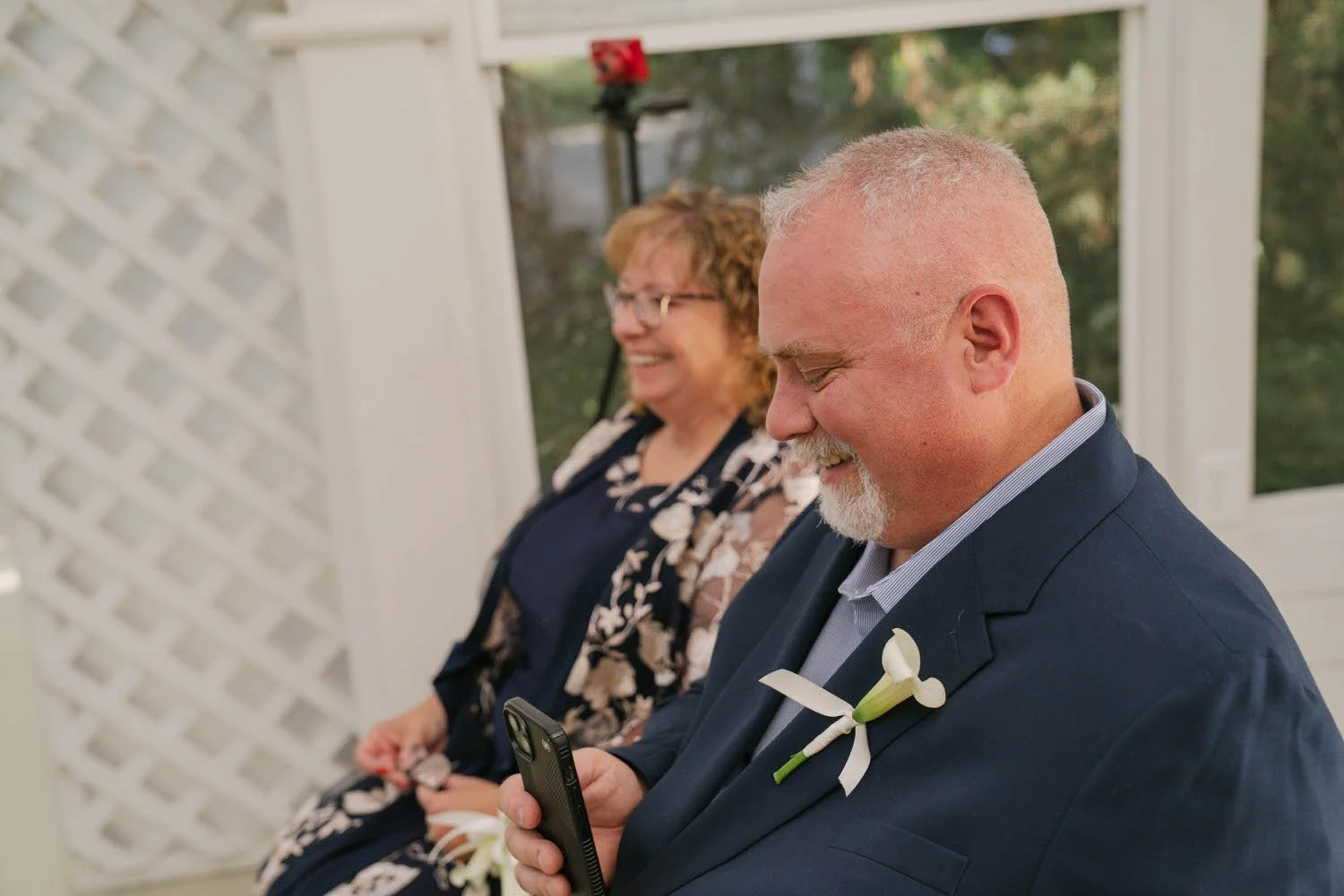 madison-spencer-elopement-iris-aisle-winterset-iowa-raelyn-ramey-photography-79.jpg