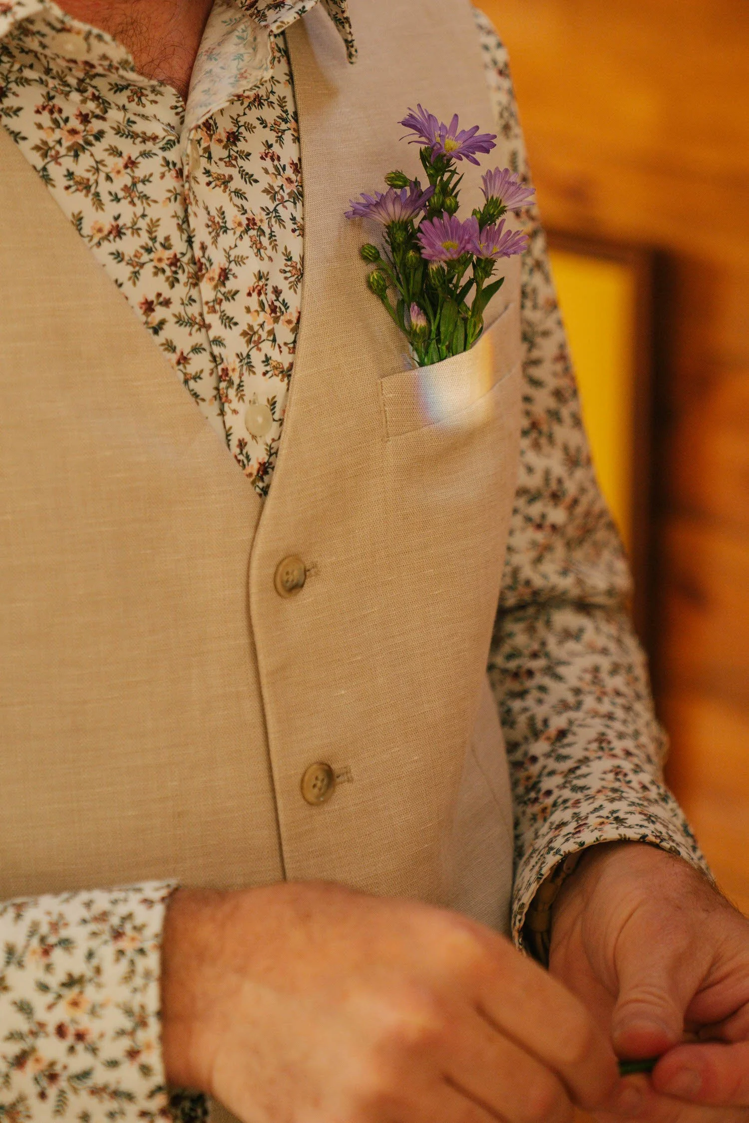 felicia-jeremy-elopement-iris-aisle-winterset-iowa-raelyn-ramey-photography-23.jpg