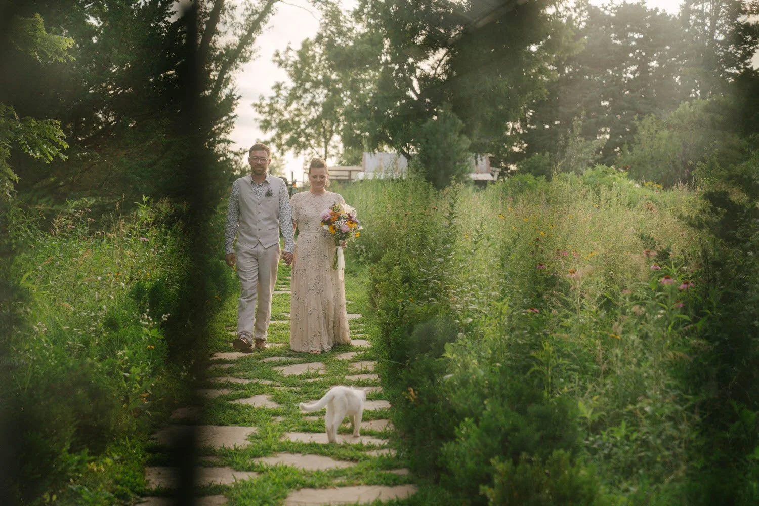 felicia-jeremy-elopement-iris-aisle-winterset-iowa-raelyn-ramey-photography-43.jpg