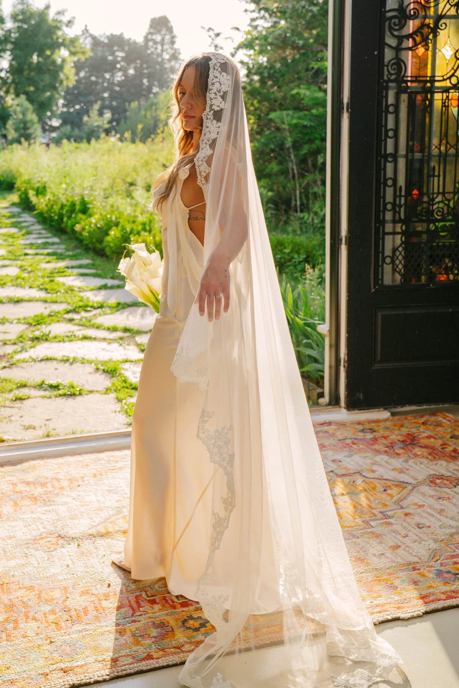 madison-spencer-elopement-iris-aisle-winterset-iowa-raelyn-ramey-photography-174.jpg