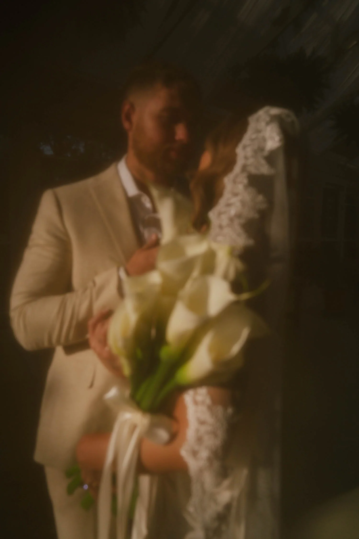 madison-spencer-elopement-iris-aisle-winterset-iowa-raelyn-ramey-photography-178.jpg