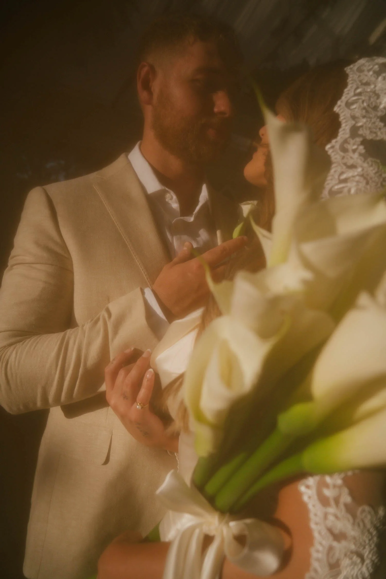 madison-spencer-elopement-iris-aisle-winterset-iowa-raelyn-ramey-photography-180.jpg