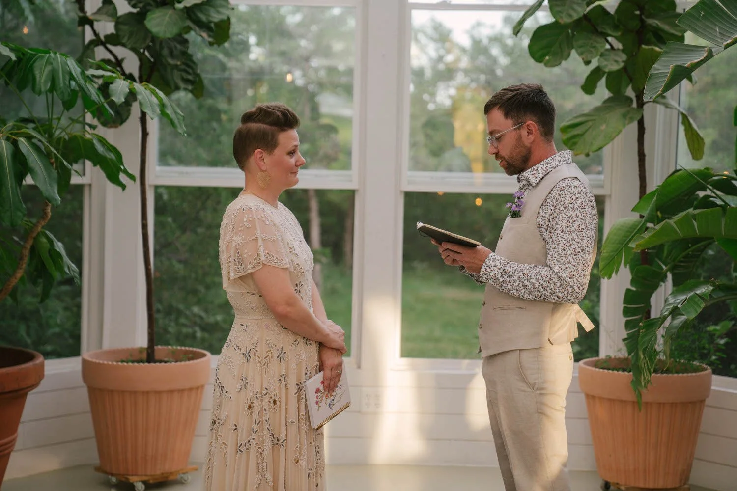 felicia-jeremy-elopement-iris-aisle-winterset-iowa-raelyn-ramey-photography-80.jpg