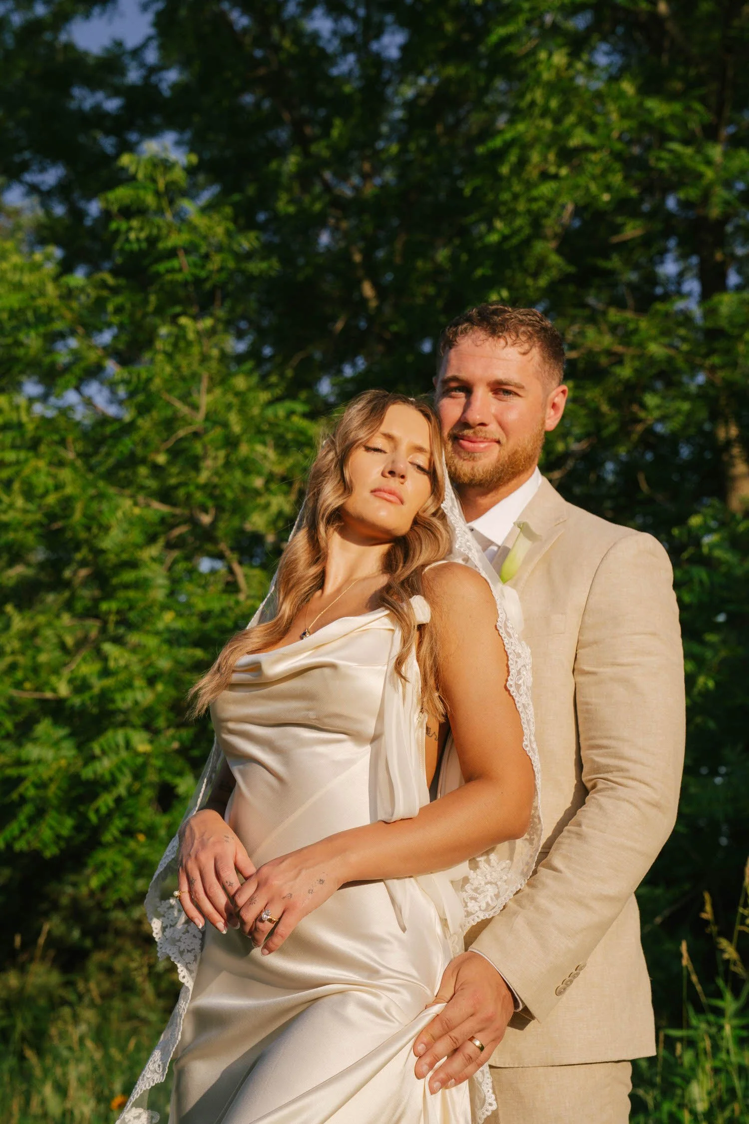 madison-spencer-elopement-iris-aisle-winterset-iowa-raelyn-ramey-photography-212.jpg