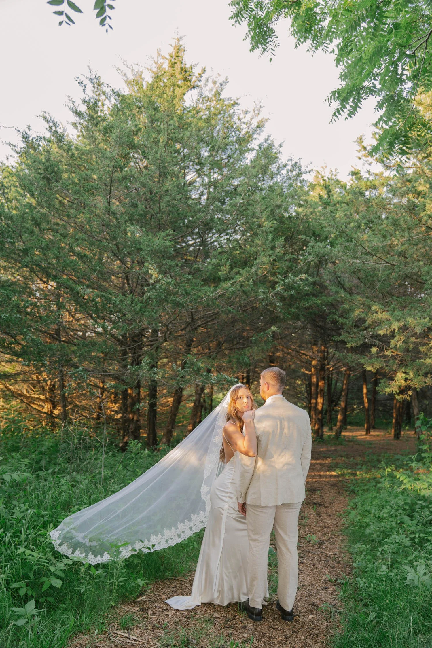 madison-spencer-elopement-iris-aisle-winterset-iowa-raelyn-ramey-photography-232.jpg