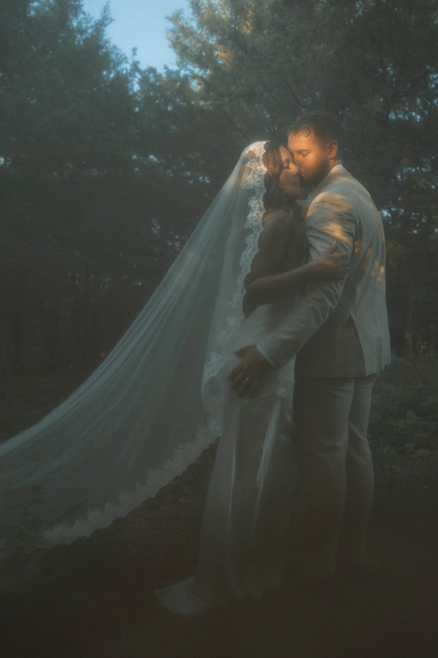madison-spencer-elopement-iris-aisle-winterset-iowa-raelyn-ramey-photography-236.jpg