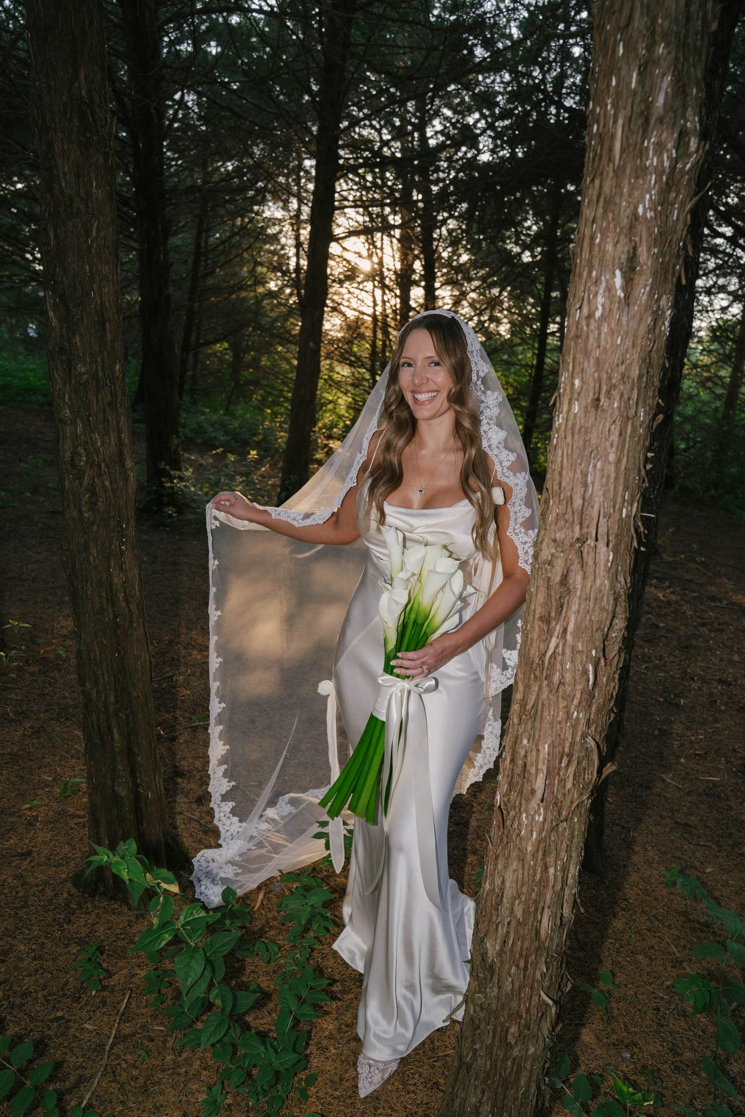madison-spencer-elopement-iris-aisle-winterset-iowa-raelyn-ramey-photography-247.jpg