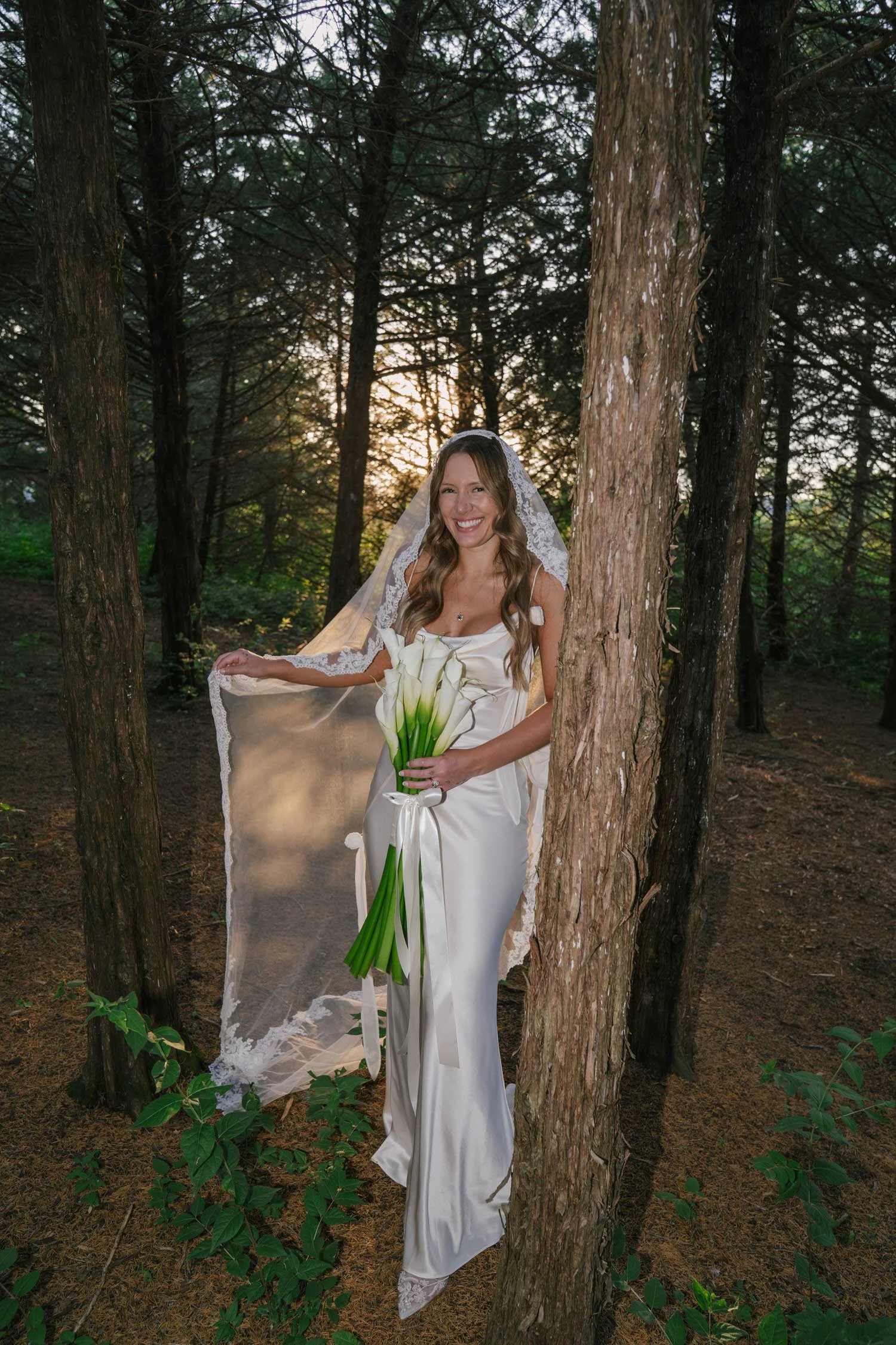 madison-spencer-elopement-iris-aisle-winterset-iowa-raelyn-ramey-photography-248.jpg