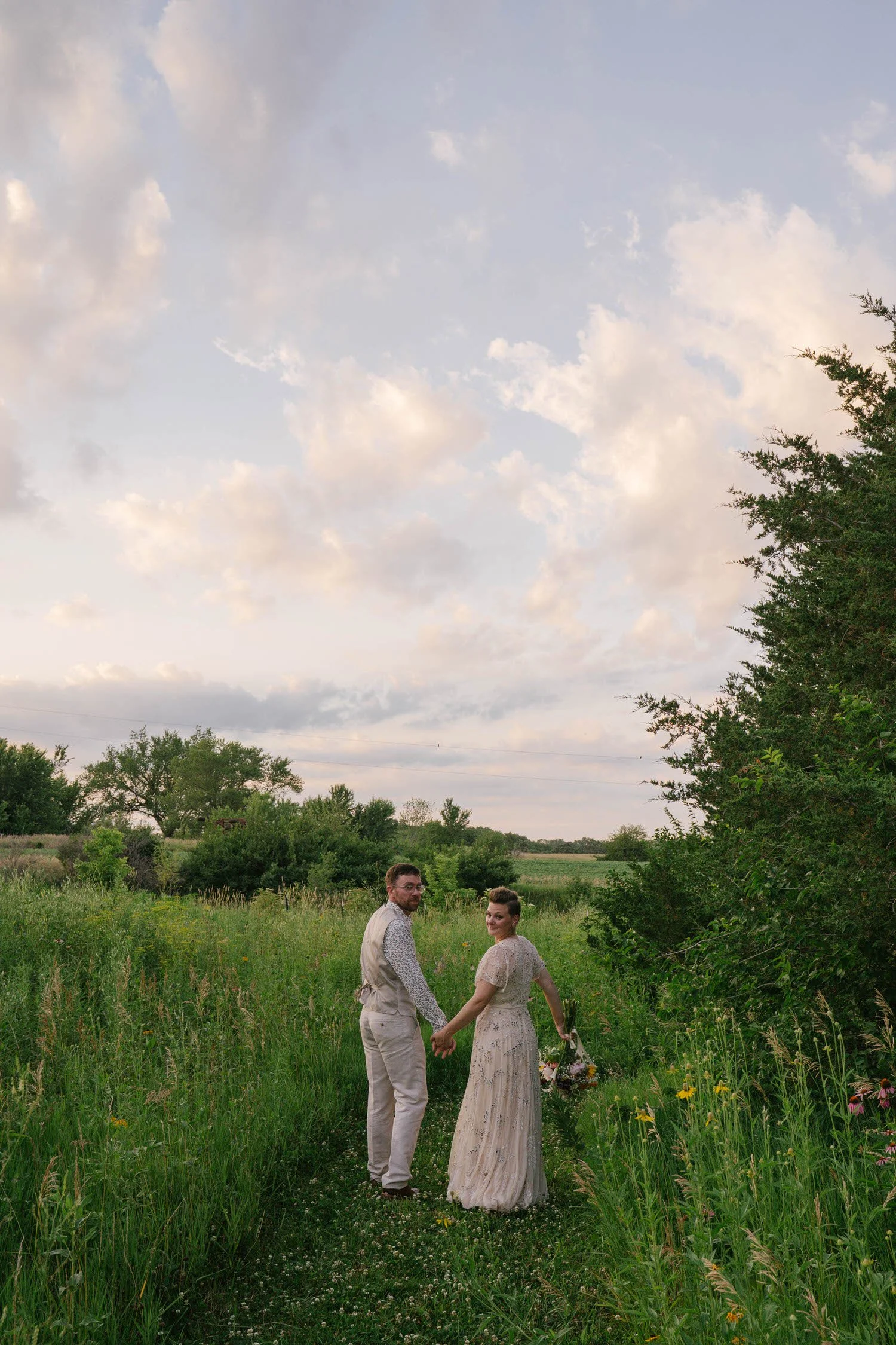 felicia-jeremy-elopement-iris-aisle-winterset-iowa-raelyn-ramey-photography-206.jpg