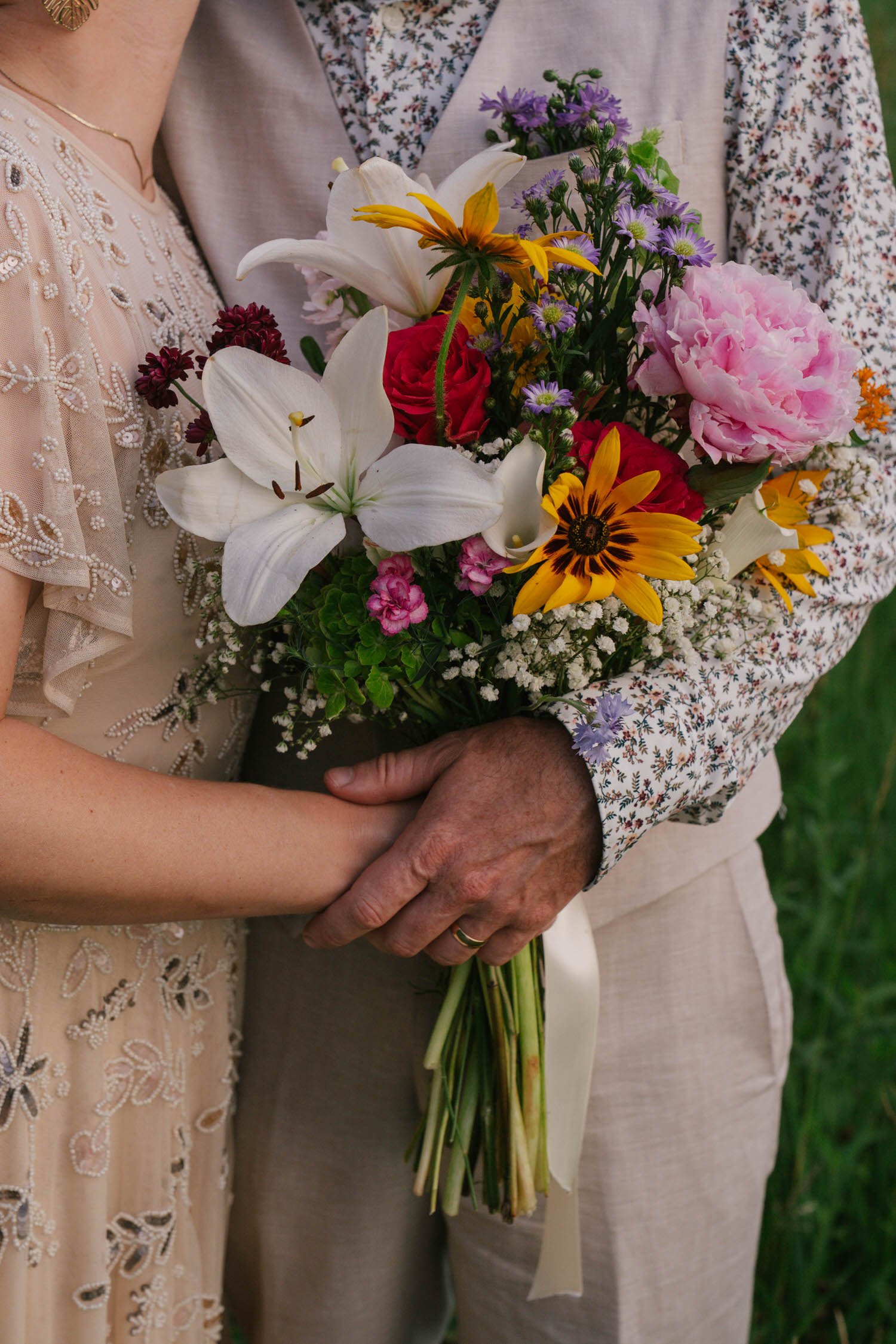 felicia-jeremy-elopement-iris-aisle-winterset-iowa-raelyn-ramey-photography-210.jpg