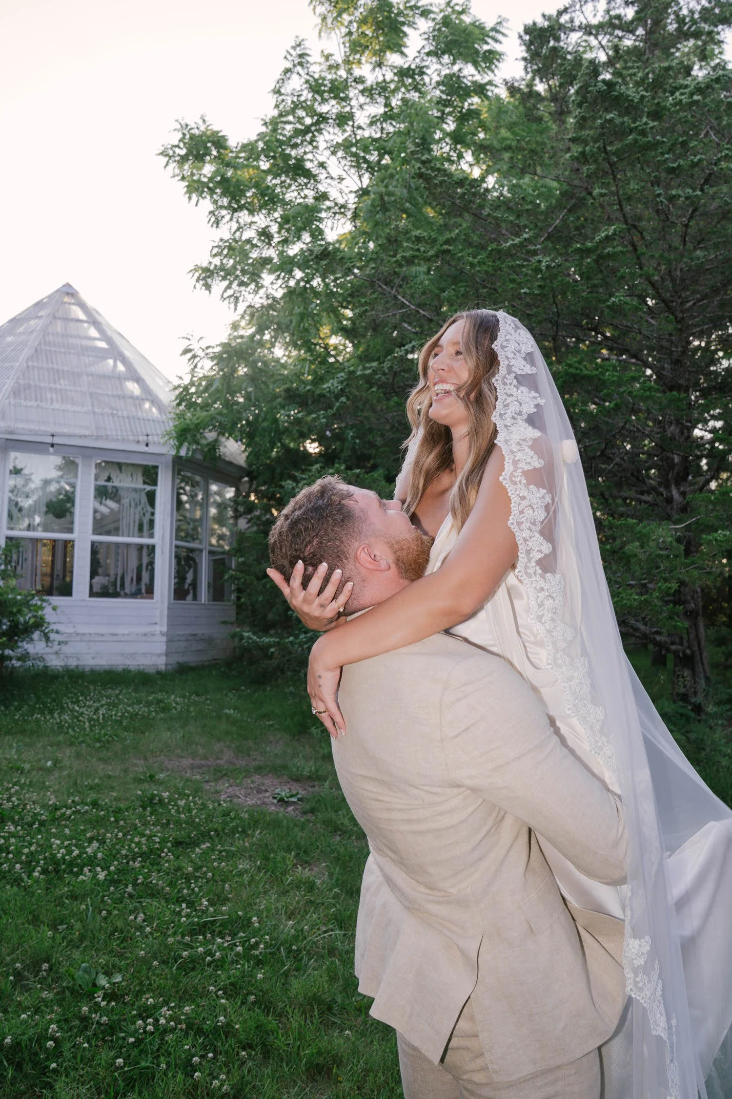 madison-spencer-elopement-iris-aisle-winterset-iowa-raelyn-ramey-photography-256.jpg