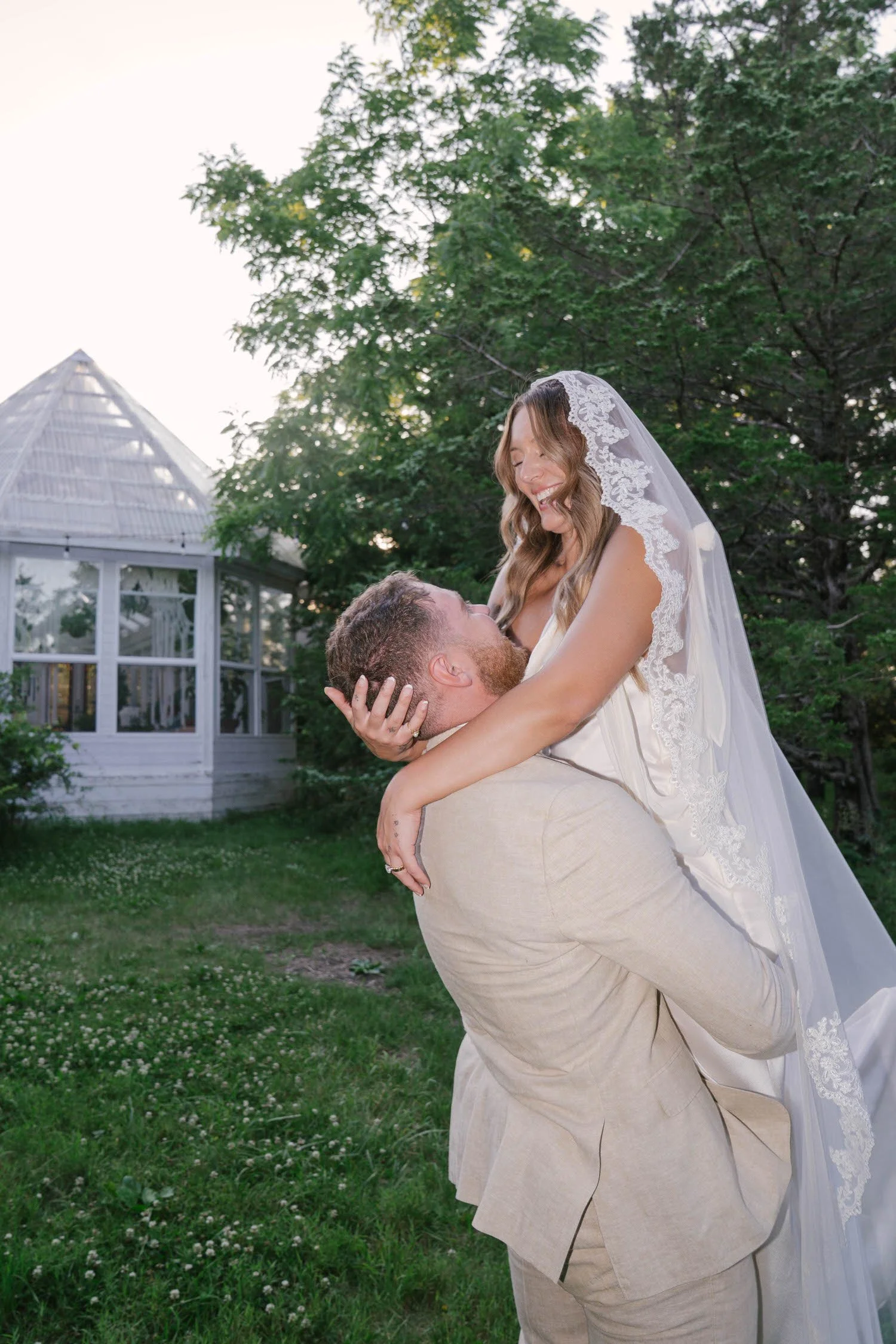 madison-spencer-elopement-iris-aisle-winterset-iowa-raelyn-ramey-photography-257.jpg