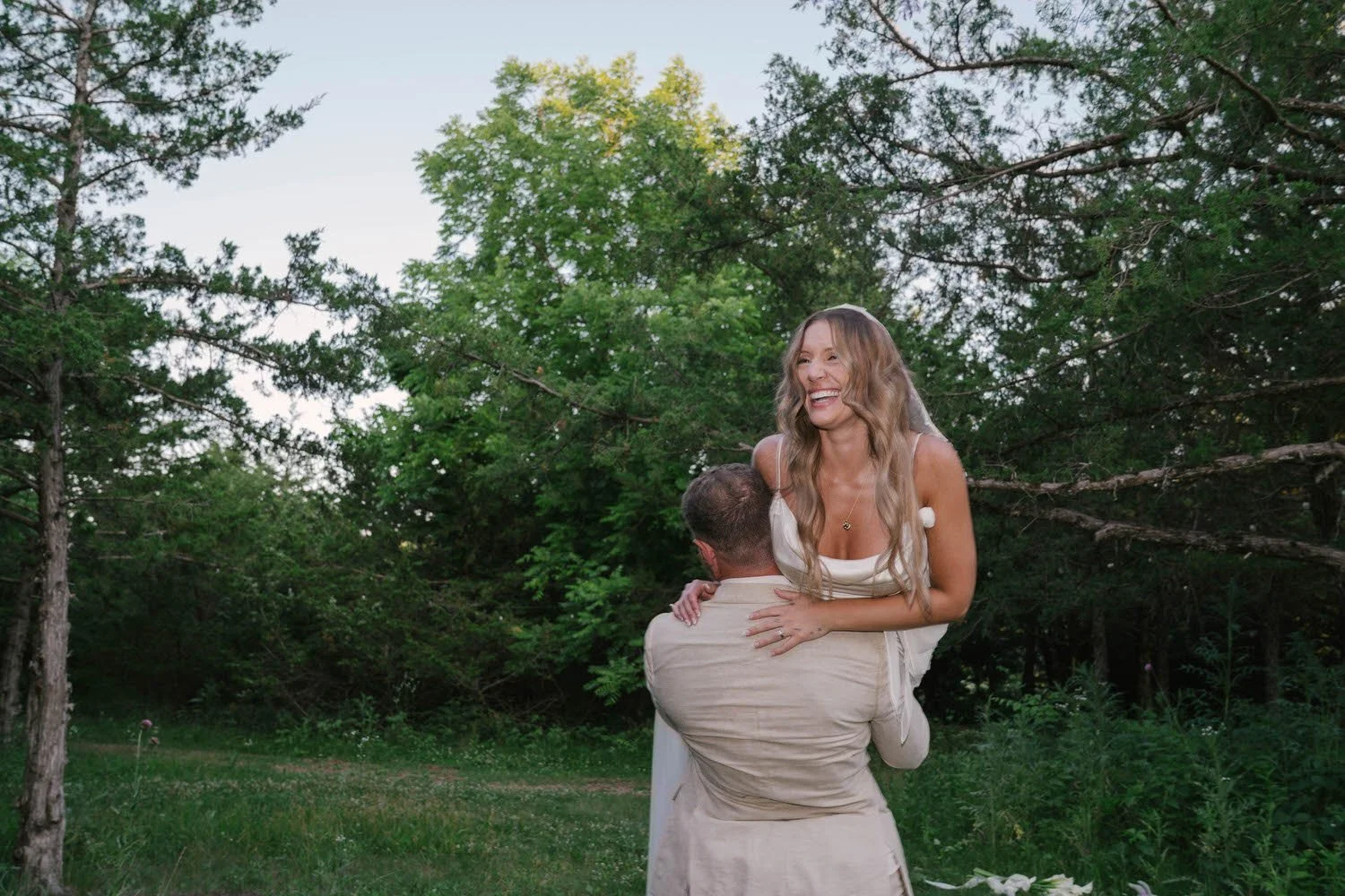 madison-spencer-elopement-iris-aisle-winterset-iowa-raelyn-ramey-photography-266.jpg