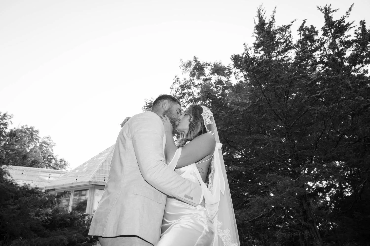 madison-spencer-elopement-iris-aisle-winterset-iowa-raelyn-ramey-photography-270.jpg