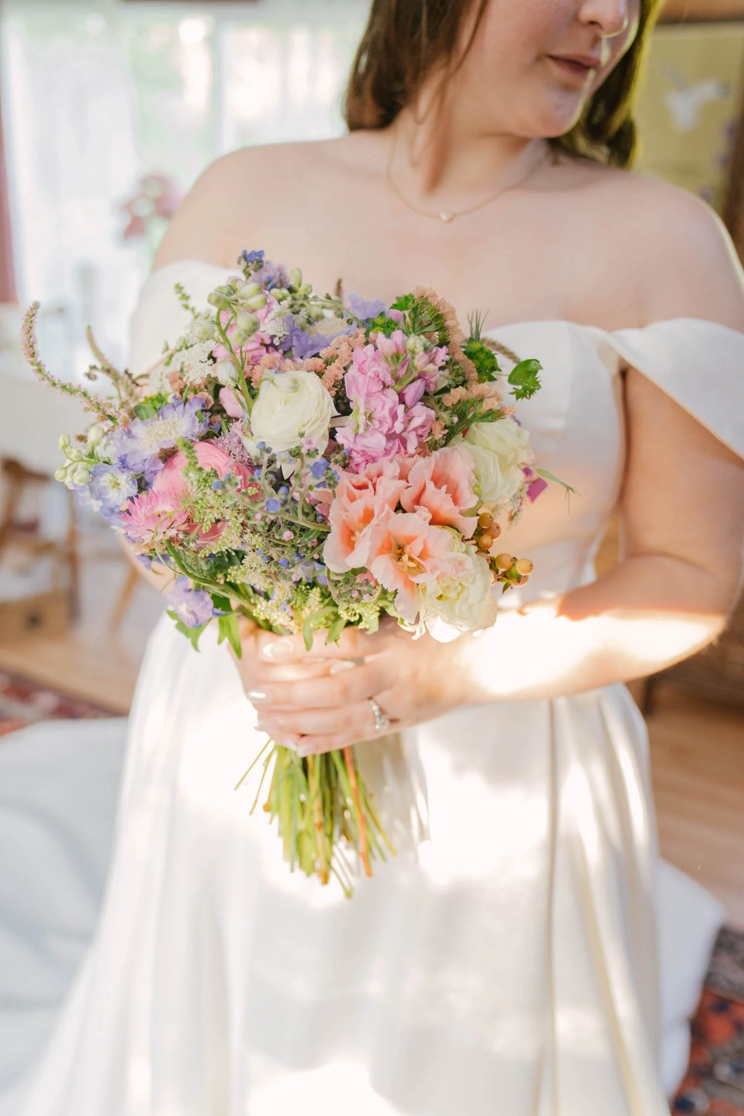 grace-parker-elopement-iris-aisle-winterset-iowa-raelyn-ramey-photography-32.jpg