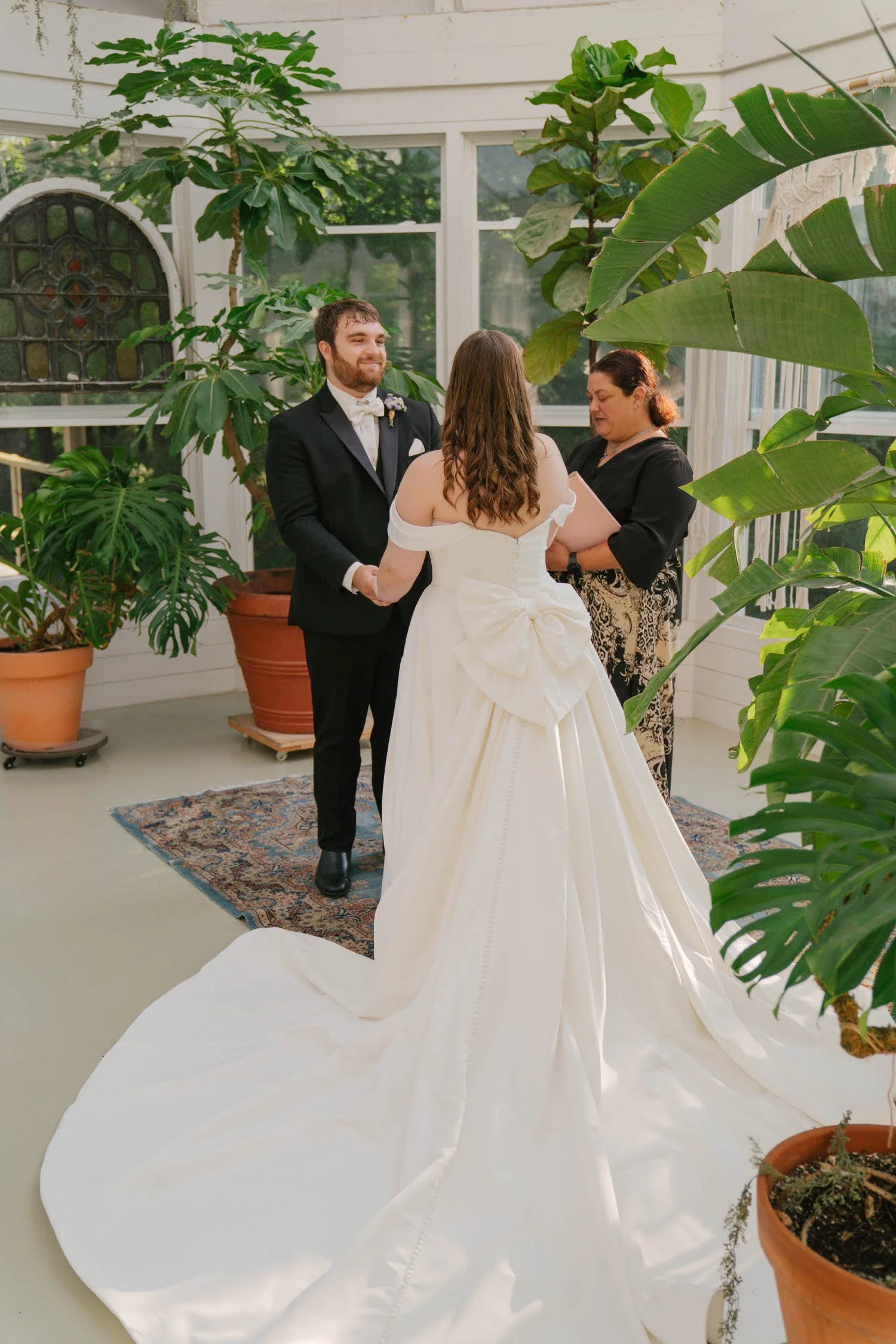 grace-parker-elopement-iris-aisle-winterset-iowa-raelyn-ramey-photography-54.jpg