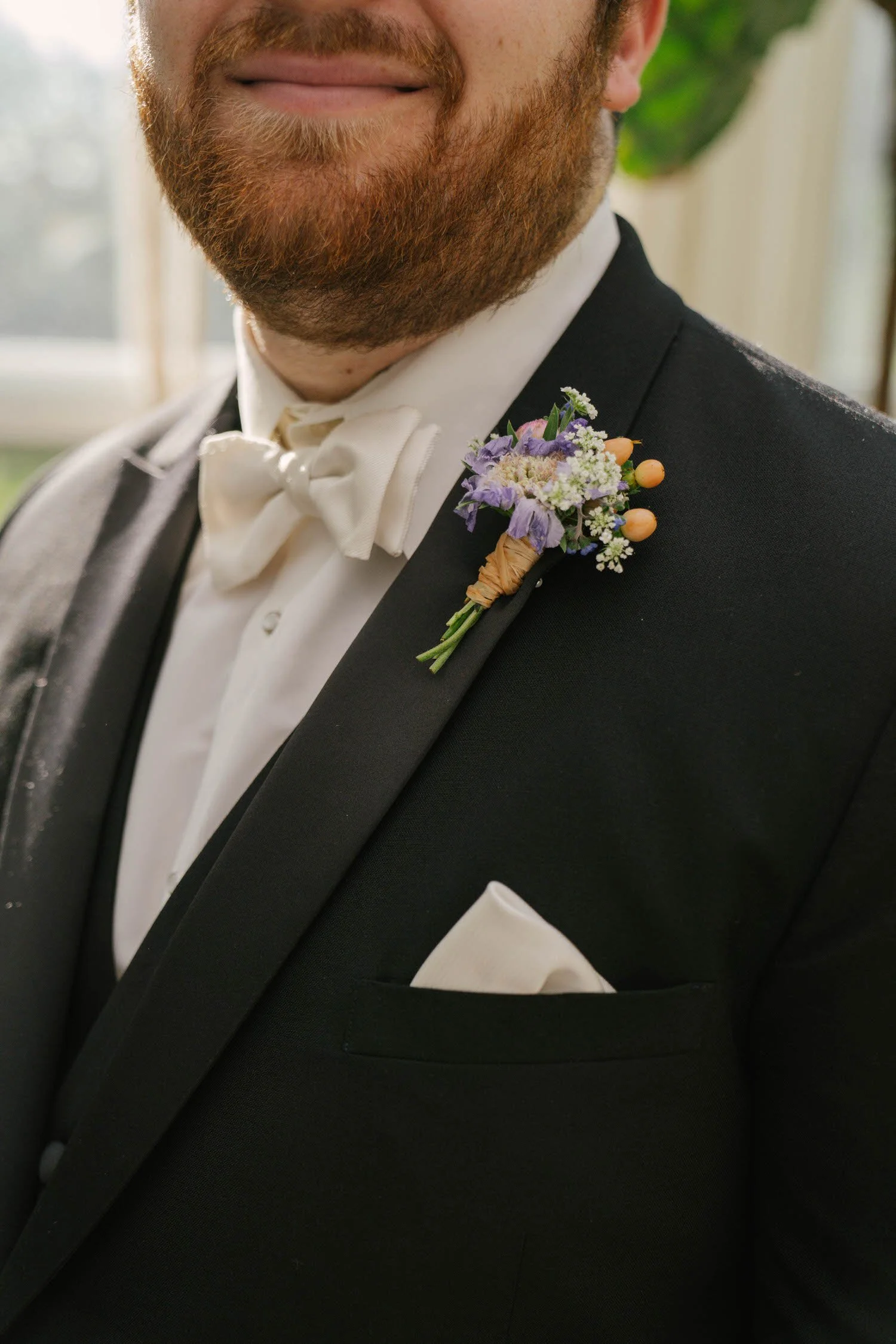 grace-parker-elopement-iris-aisle-winterset-iowa-raelyn-ramey-photography-131.jpg