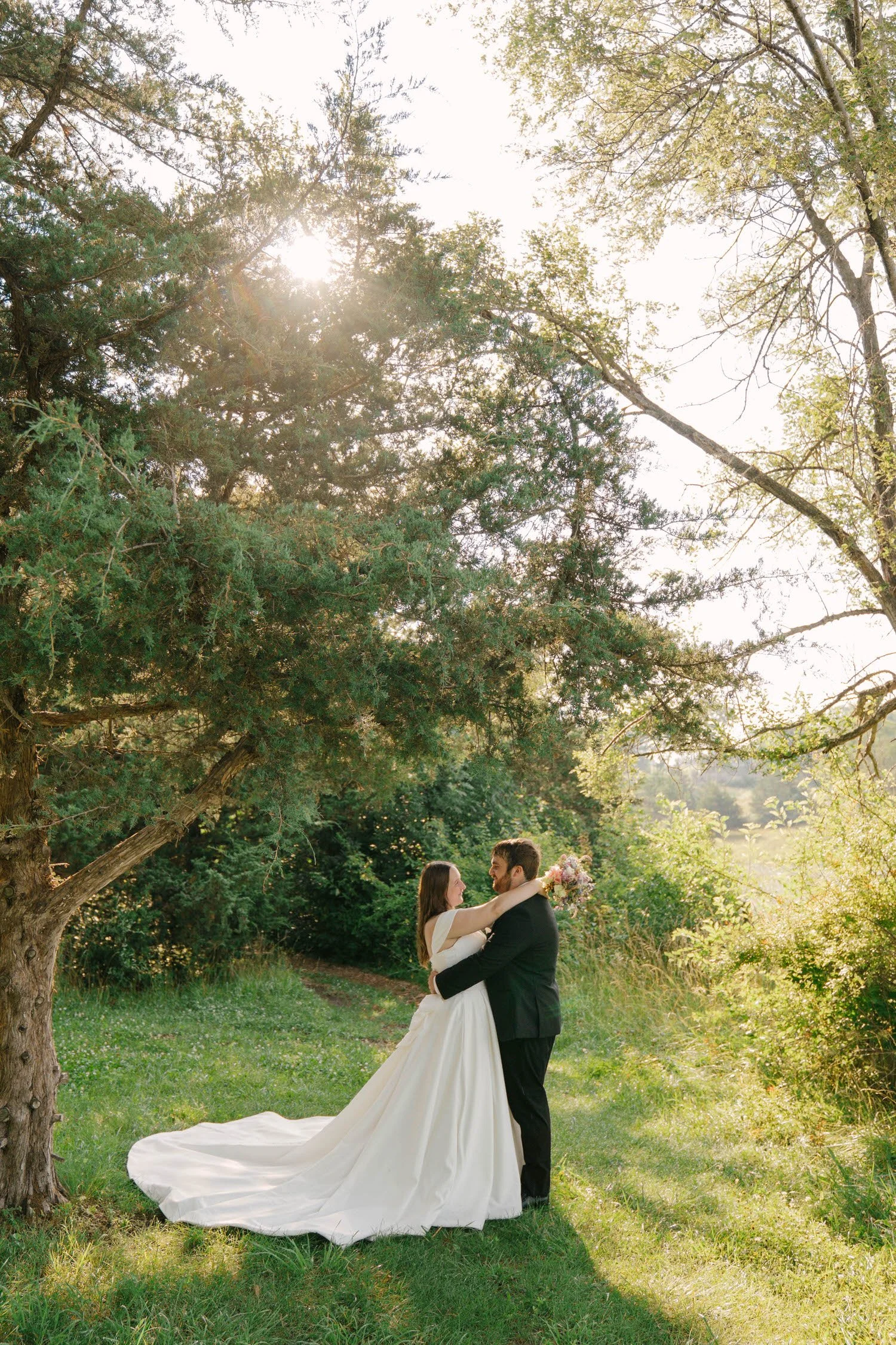 grace-parker-elopement-iris-aisle-winterset-iowa-raelyn-ramey-photography-150.jpg