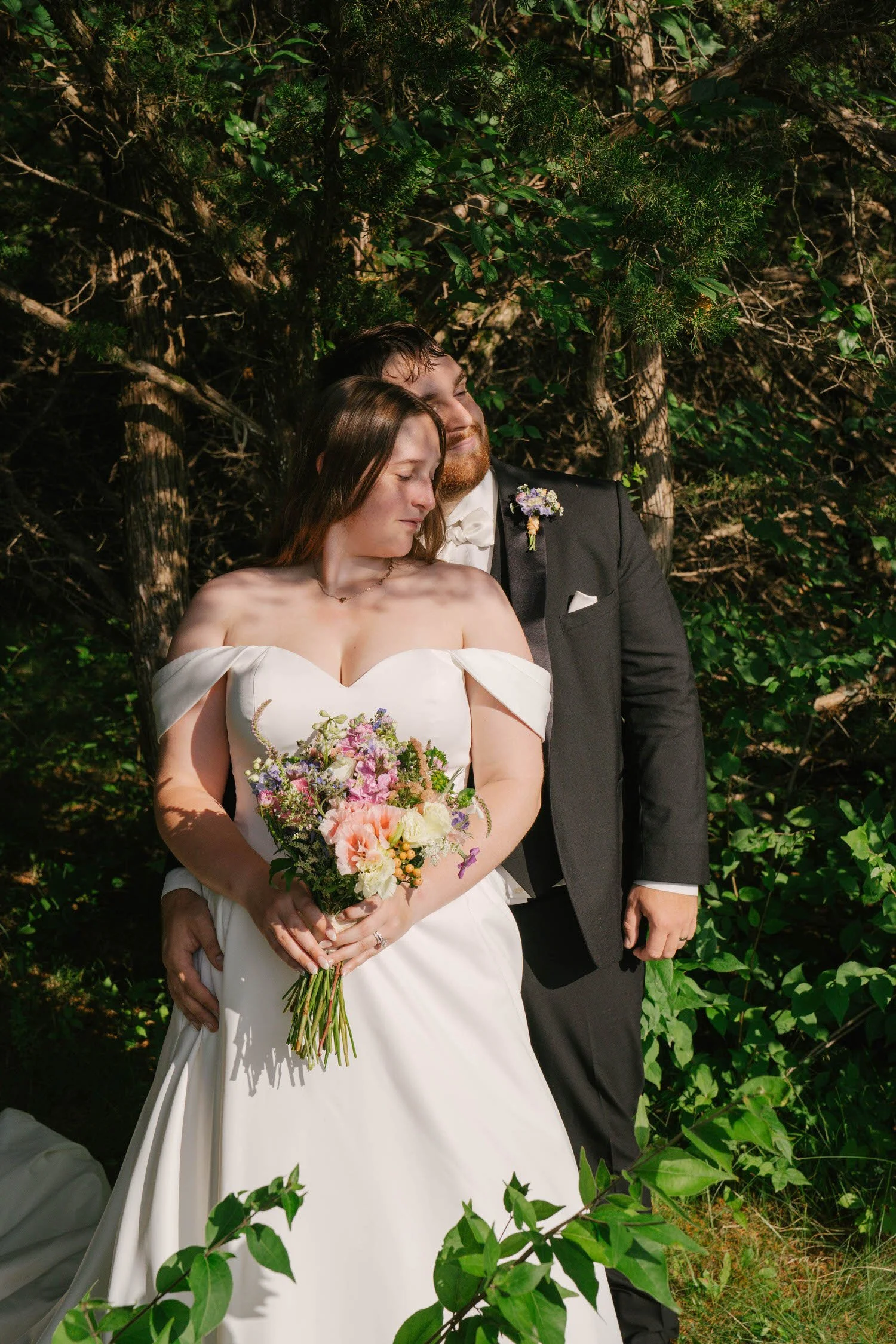 grace-parker-elopement-iris-aisle-winterset-iowa-raelyn-ramey-photography-172.jpg