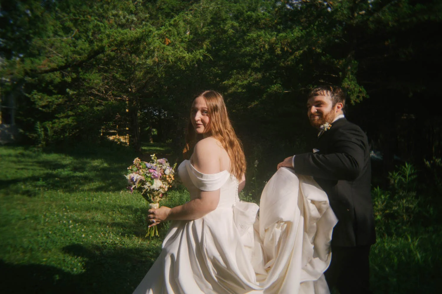 grace-parker-elopement-iris-aisle-winterset-iowa-raelyn-ramey-photography-174.jpg