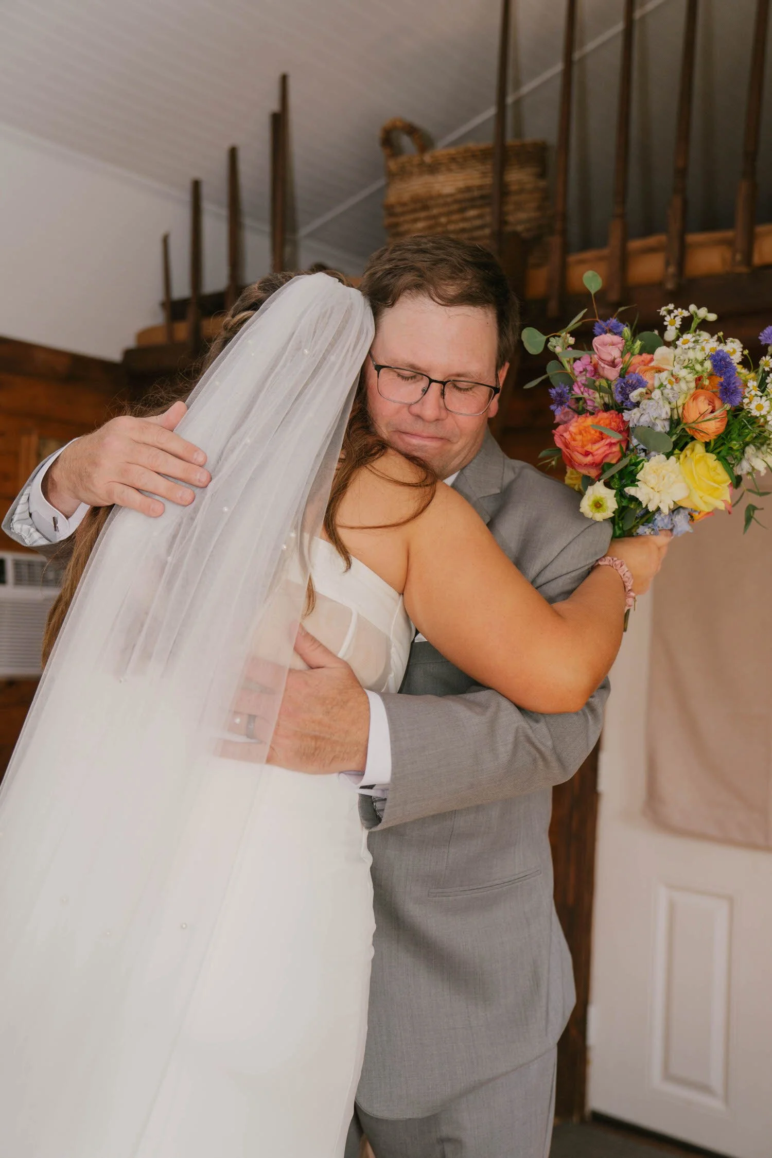 lauryn-trent-elopement-iris-aisle-winterset-iowa-raelyn-ramey-photography-42.jpg