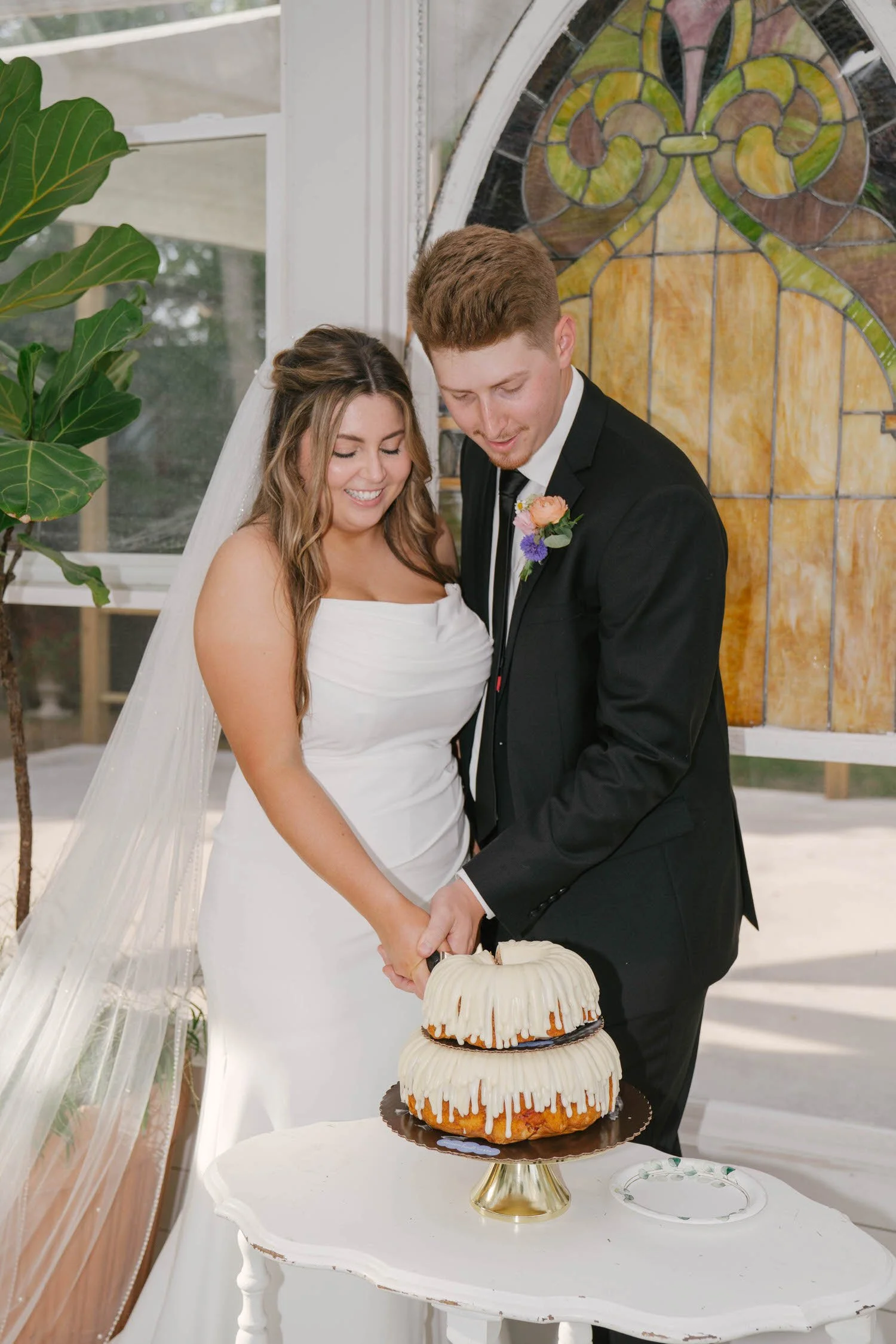 lauryn-trent-elopement-iris-aisle-winterset-iowa-raelyn-ramey-photography-179.jpg